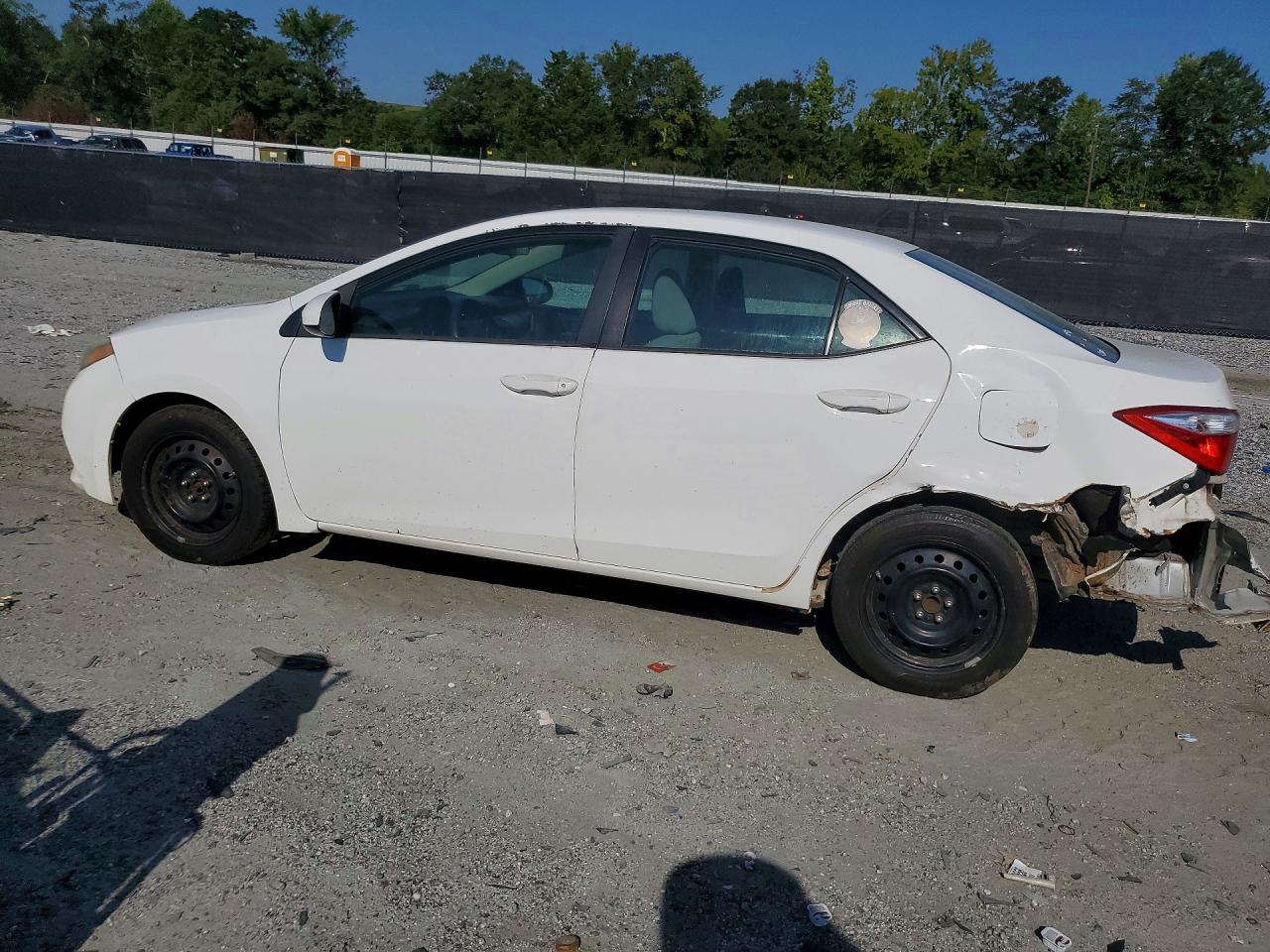 2014 Toyota Corolla Le White vin: 2T1BURHE6EC134137