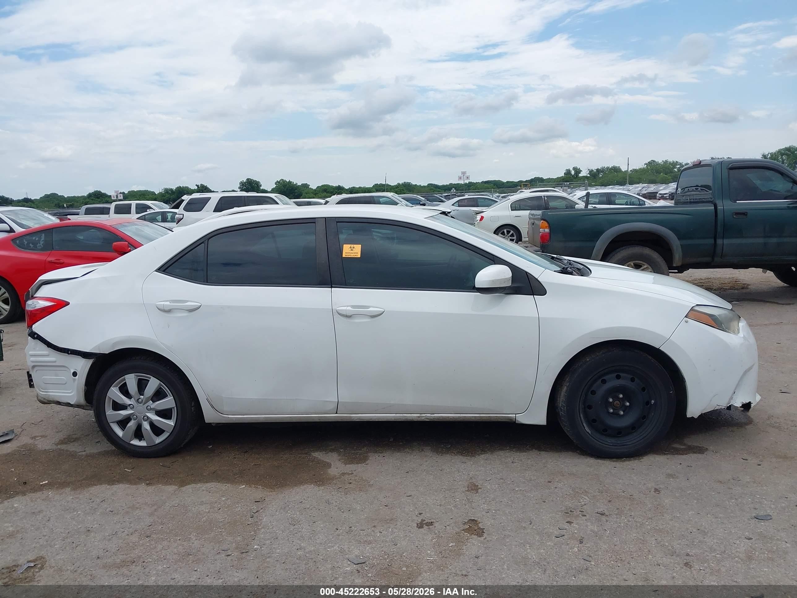 2014 Toyota Corolla Le White vin: 2T1BURHE6EC141847