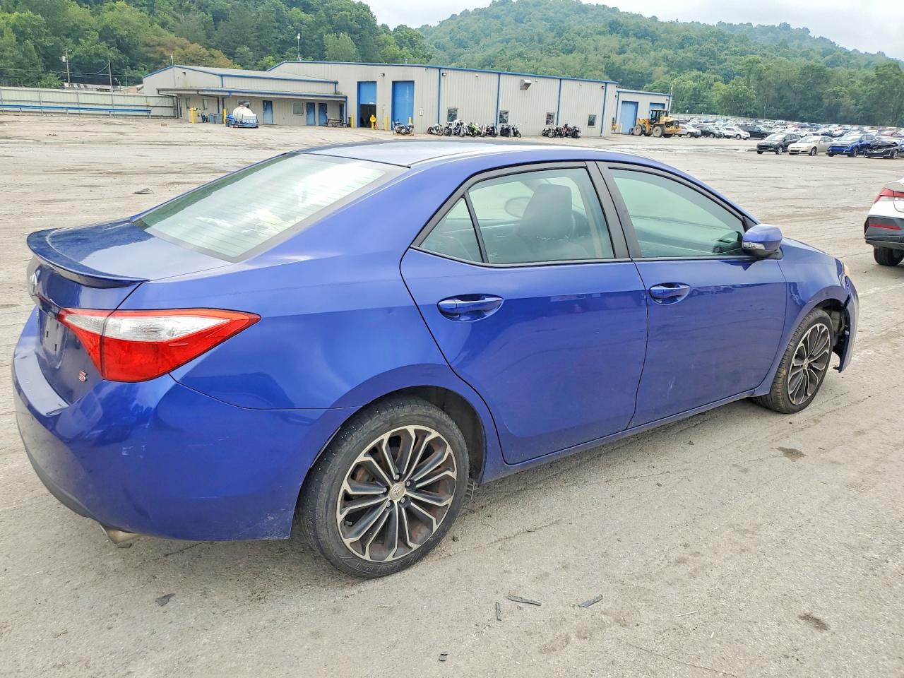 2014 Toyota Corolla S Plus Blue vin: 2T1BURHE6EC143520