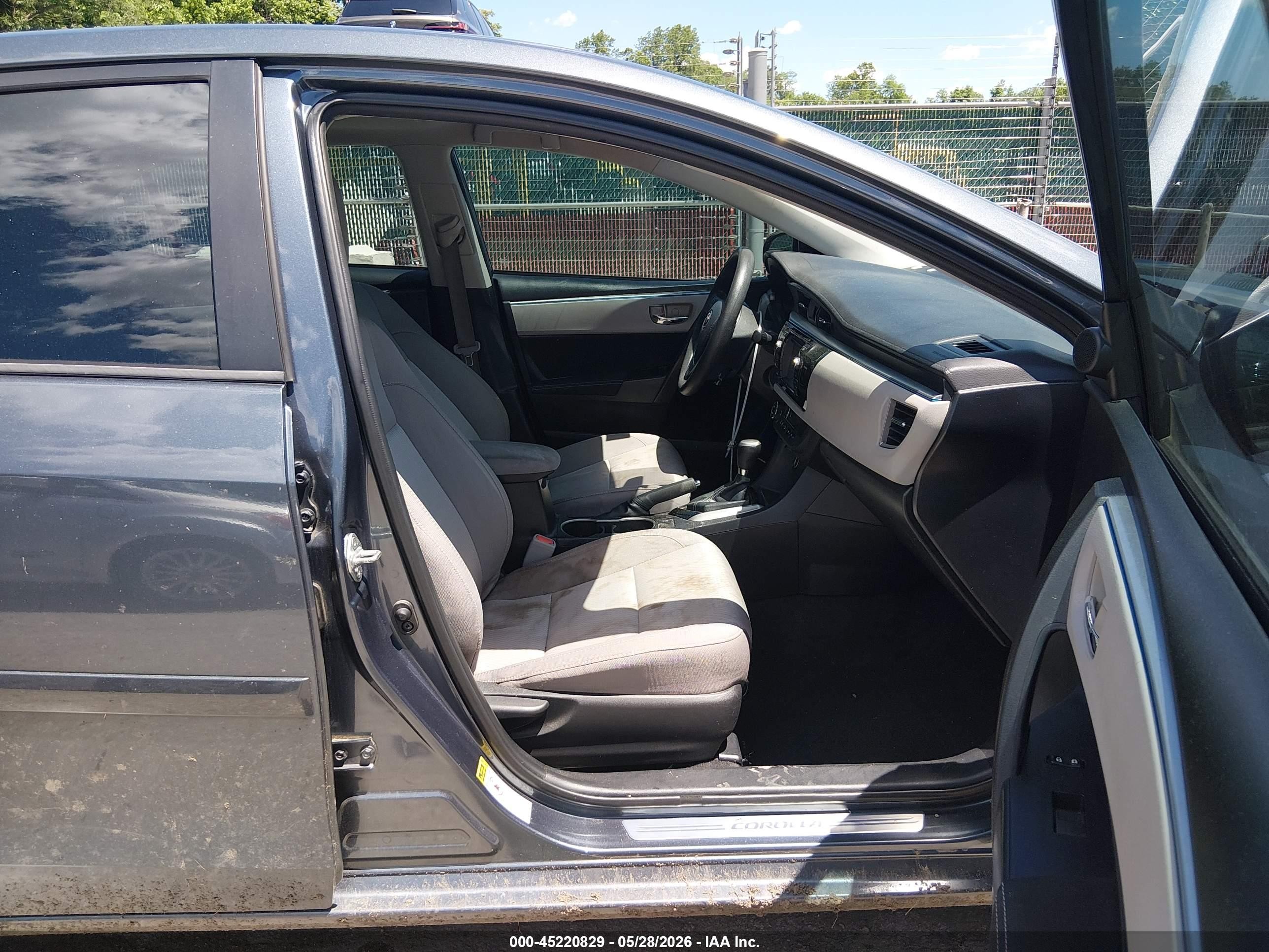 2014 Toyota Corolla Le Gray vin: 2T1BURHE6EC147728