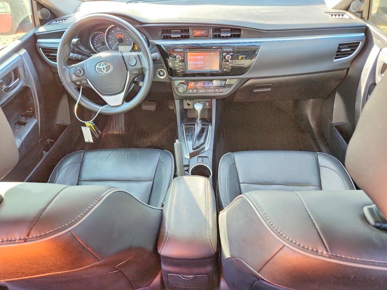 2014 Toyota Corolla Le Premium Red vin: 2T1BURHE6EC148975