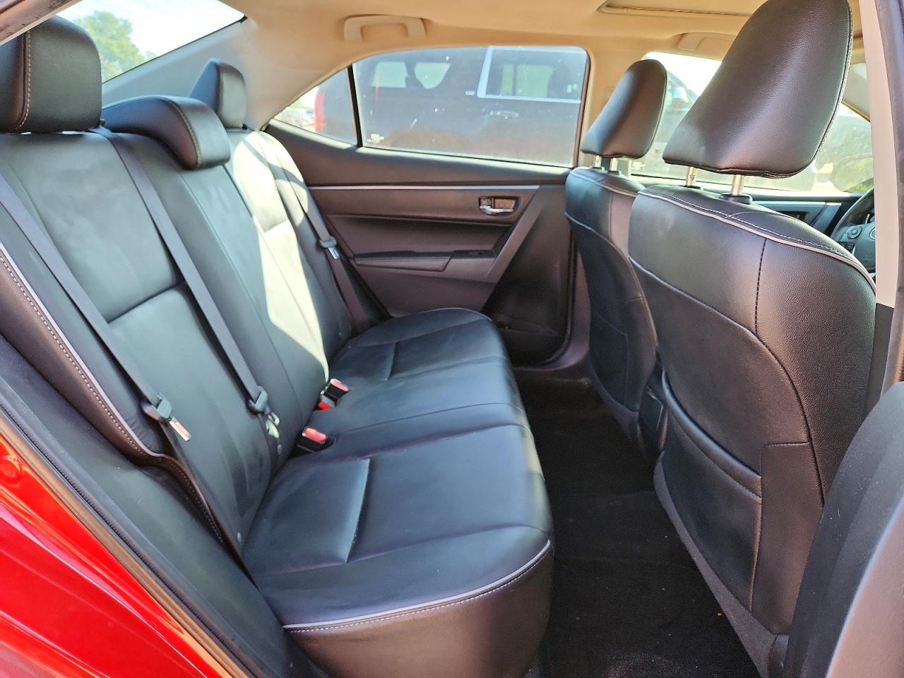 2014 Toyota Corolla Le Premium Red vin: 2T1BURHE6EC148975