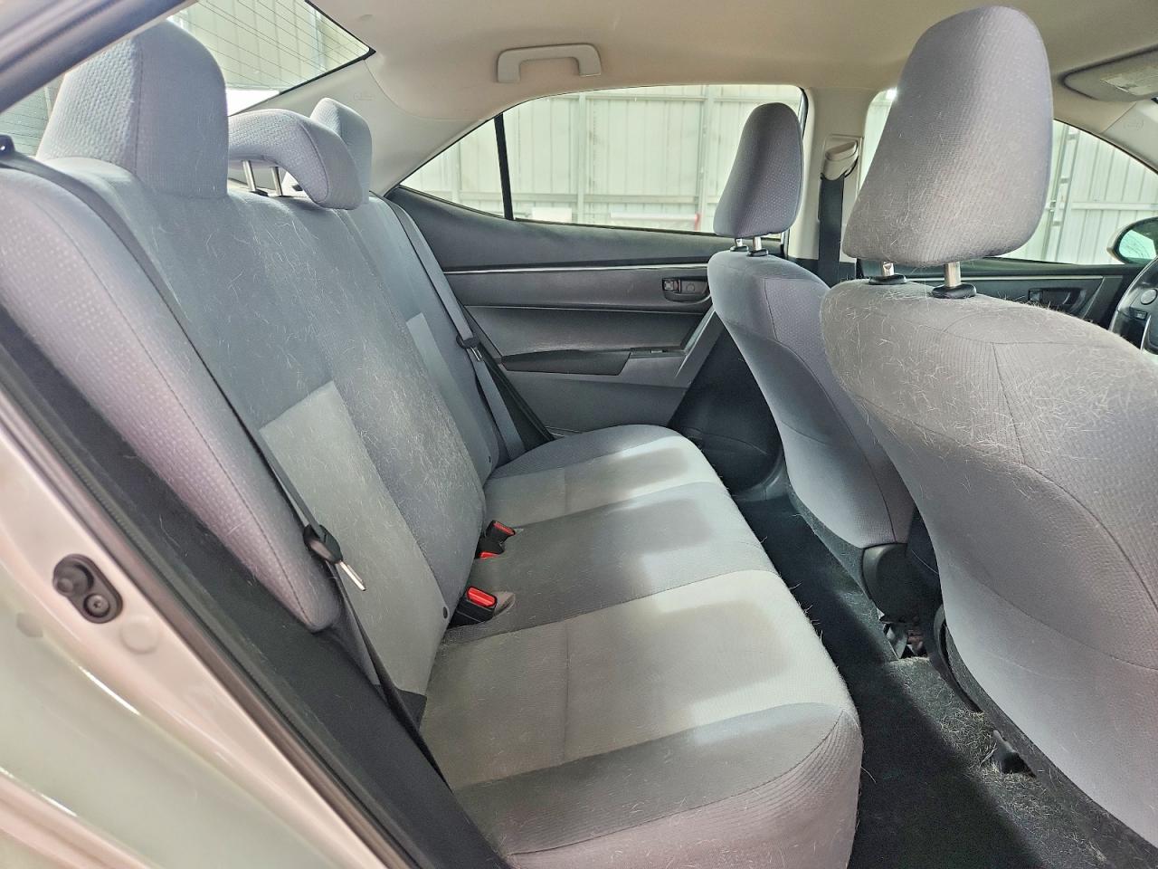 2014 Toyota Corolla L Серебряный vin: 2T1BURHE6EC149558