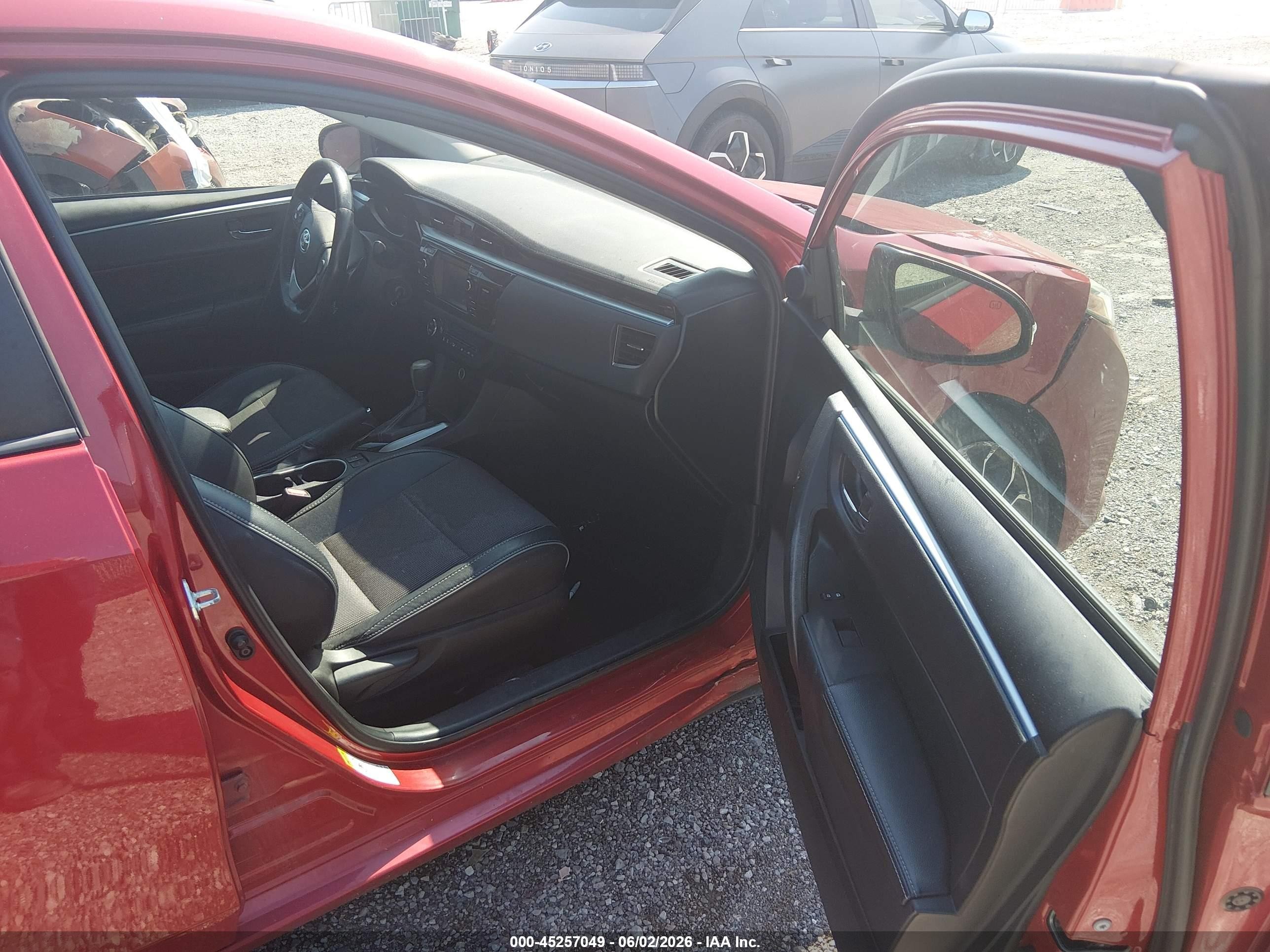2014 Toyota Corolla S Plus Red vin: 2T1BURHE6EC170216