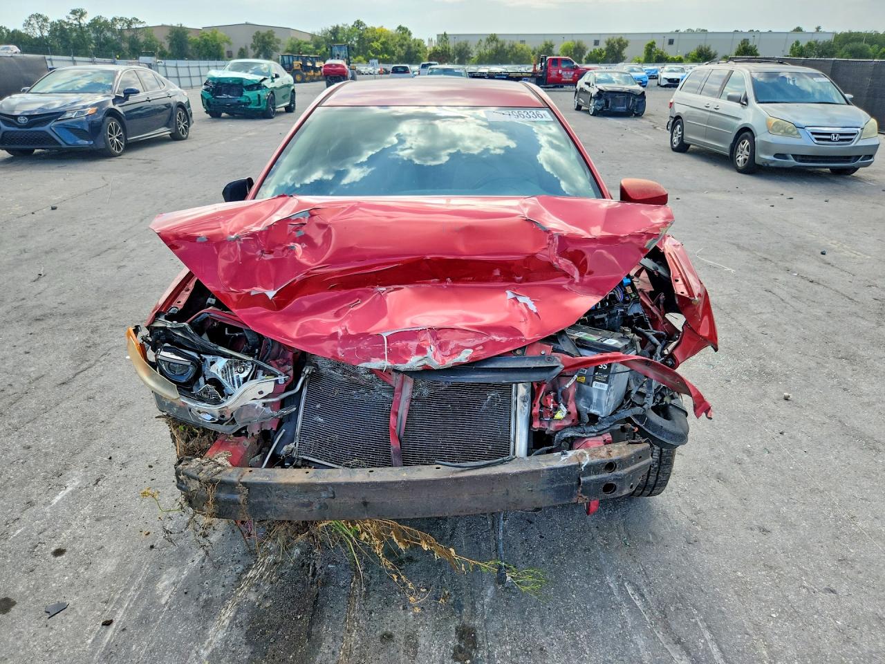 2014 Toyota Corolla Le Red vin: 2T1BURHE6EC173424