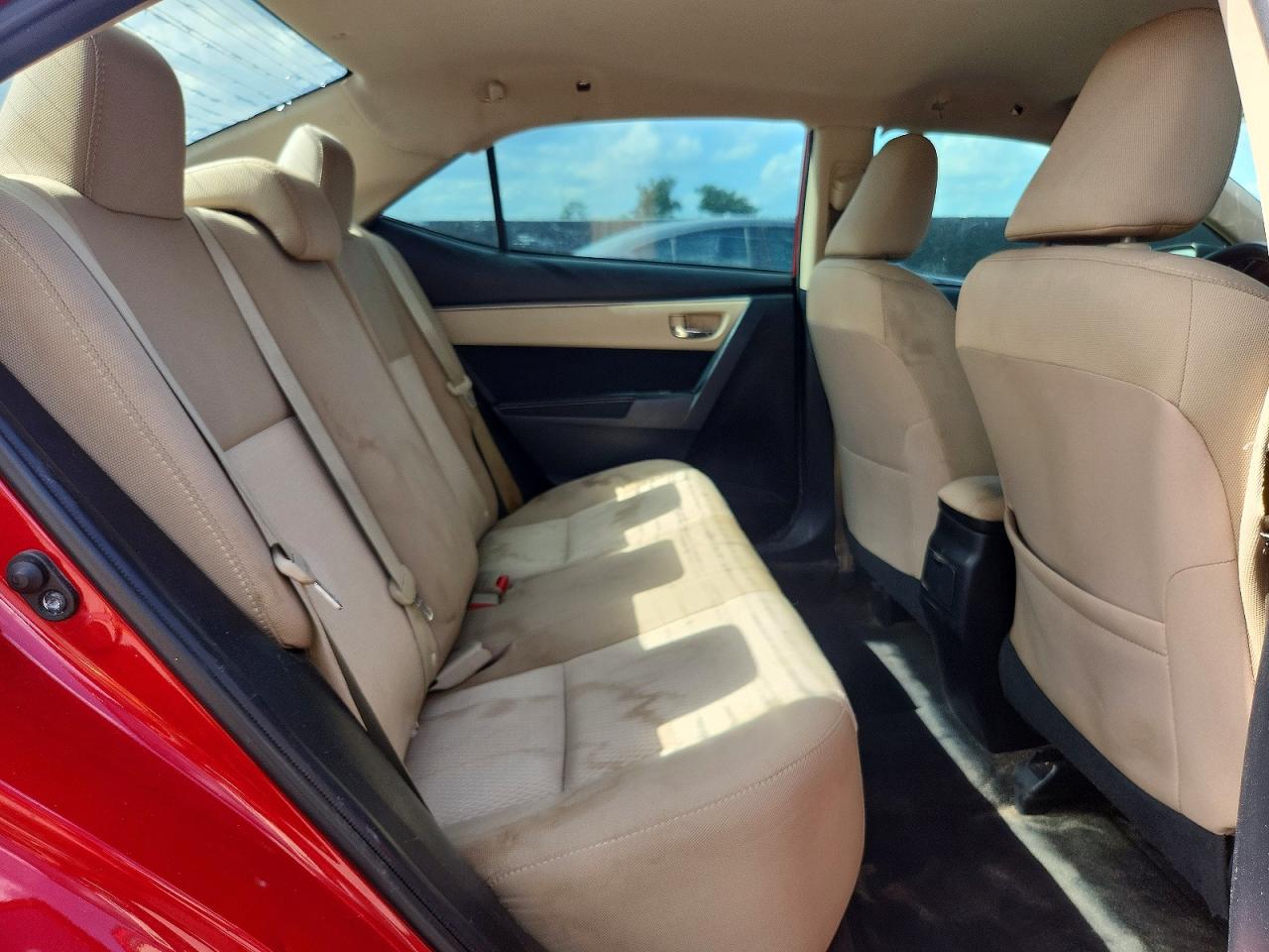 2014 Toyota Corolla Le Red vin: 2T1BURHE6EC173424