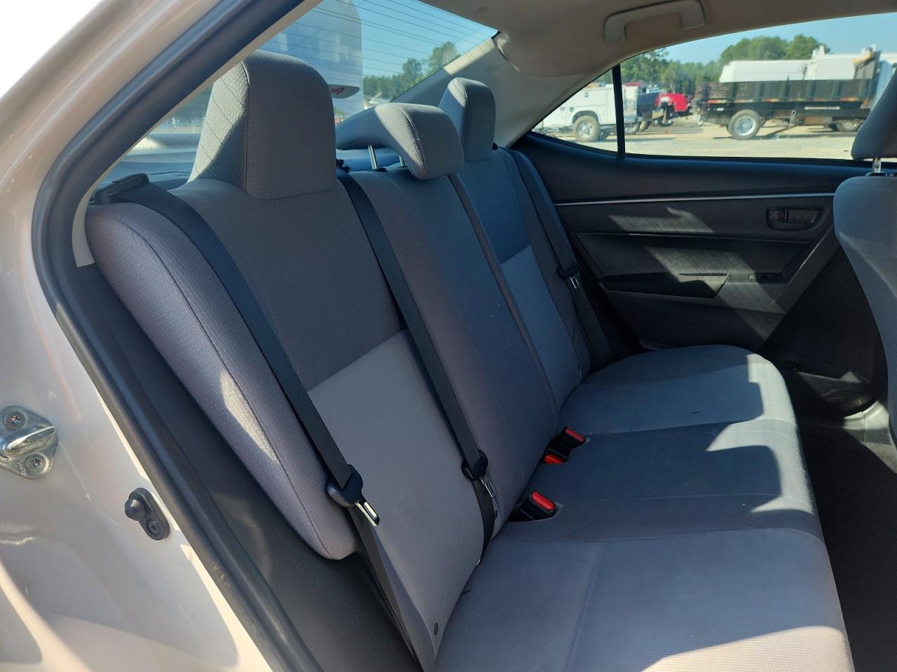 2014 Toyota Corolla L White vin: 2T1BURHE6EC203019