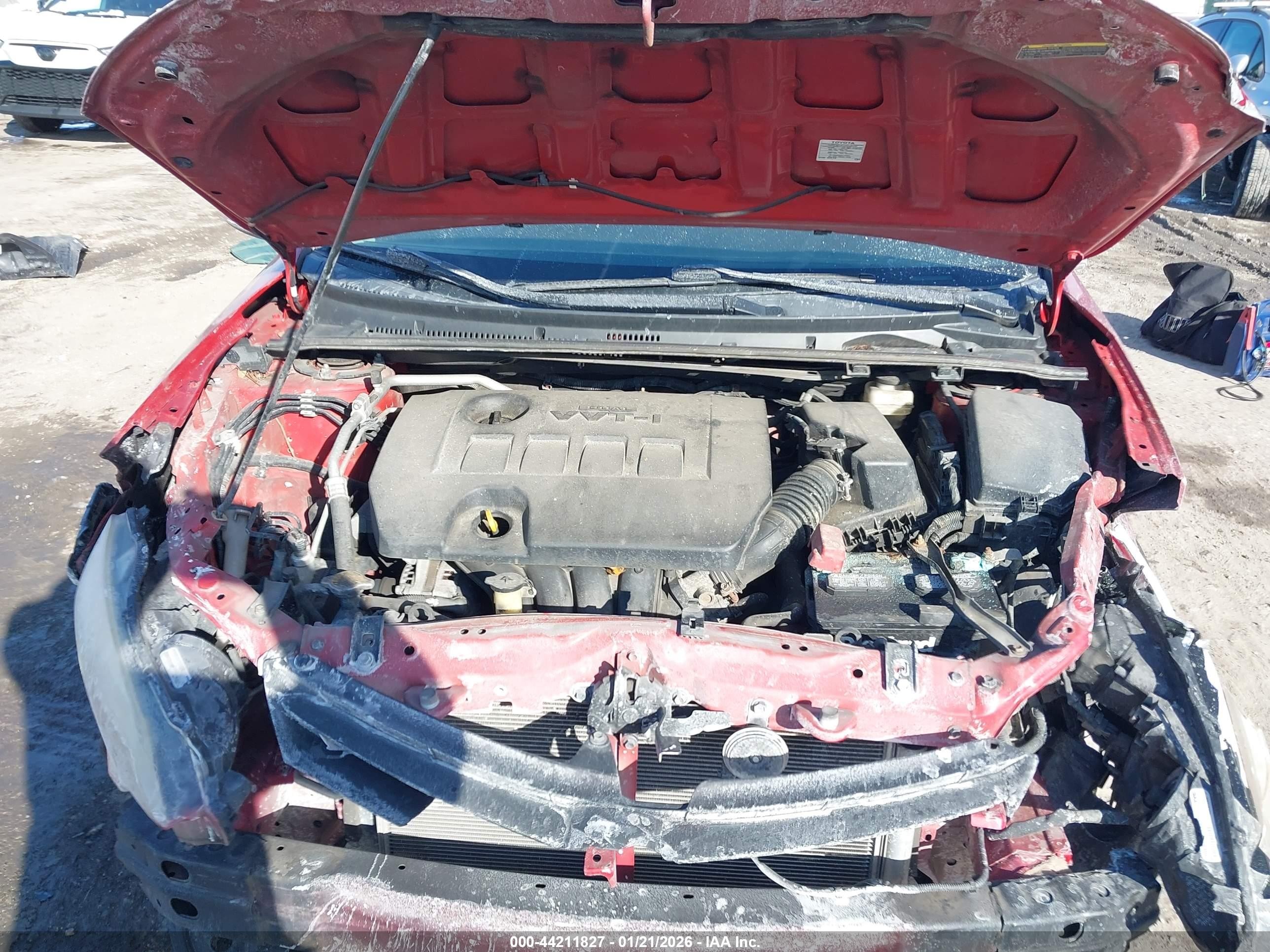 2014 Toyota Corolla Le Red vin: 2T1BURHE6EC211010
