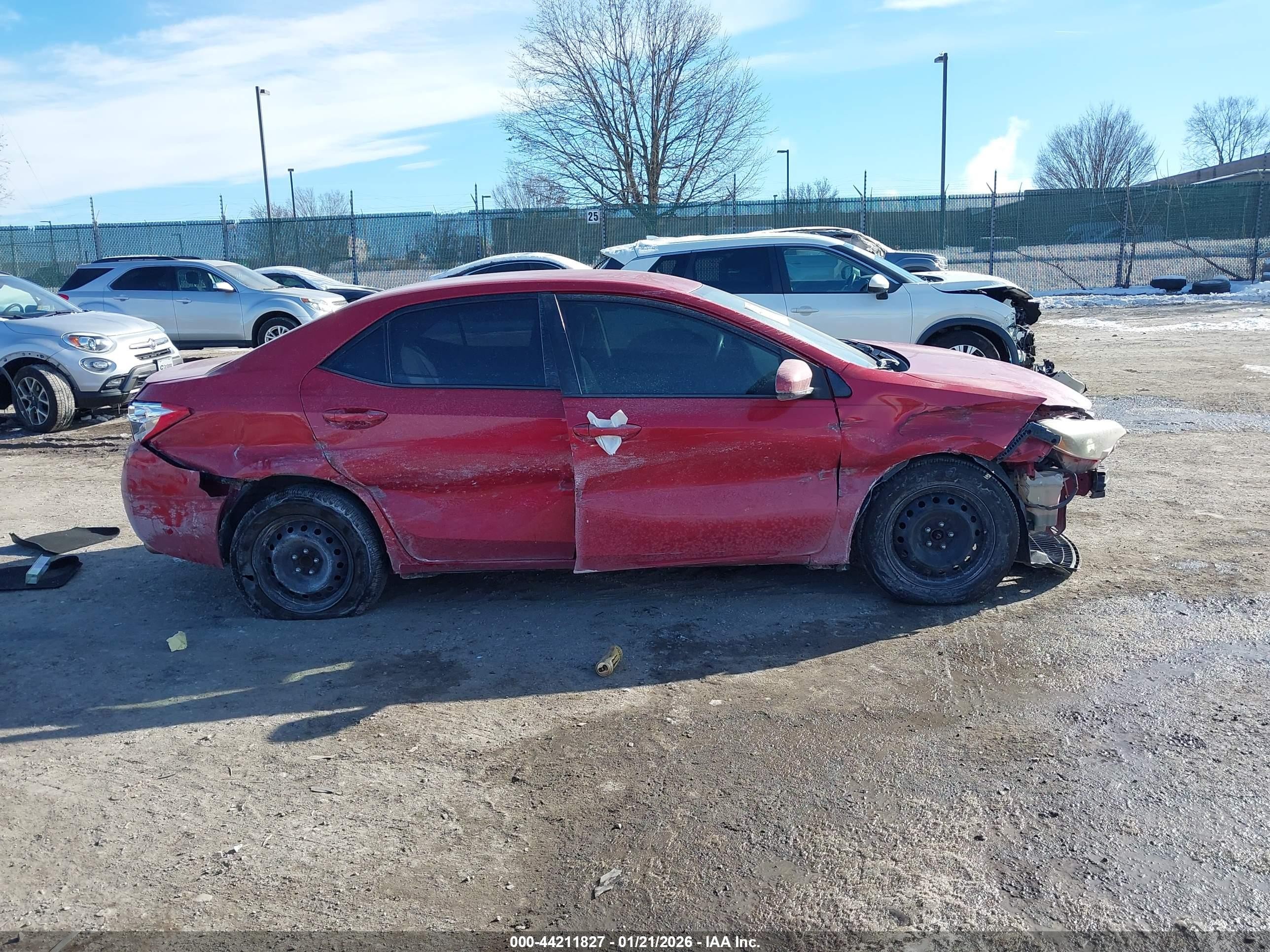 2014 Toyota Corolla Le Red vin: 2T1BURHE6EC211010