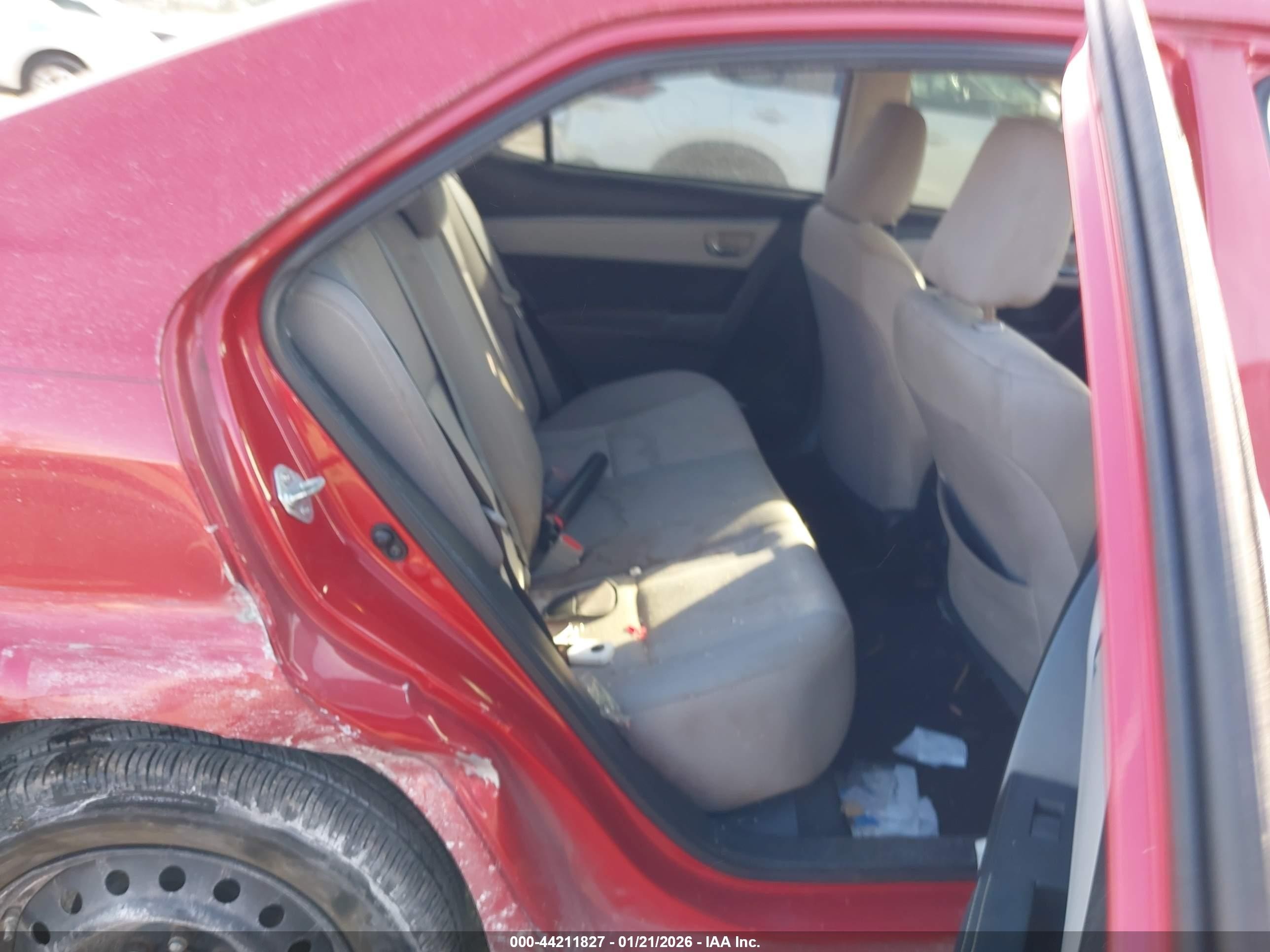 2014 Toyota Corolla Le Red vin: 2T1BURHE6EC211010