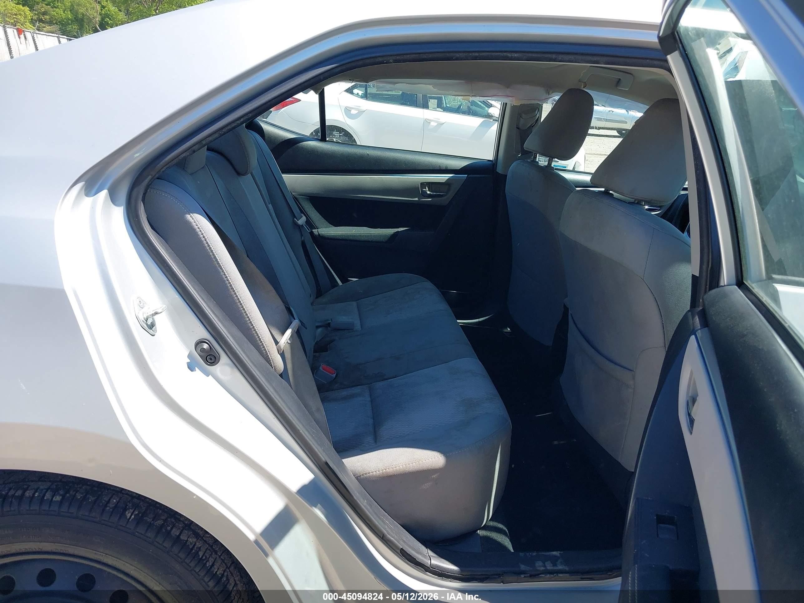 2014 Toyota Corolla Le Silver vin: 2T1BURHE6EC212335