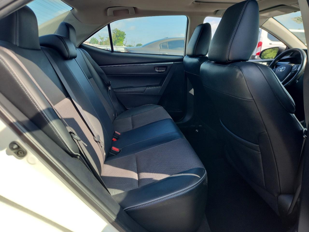 2014 Toyota Corolla S Plus White vin: 2T1BURHE6EC217468