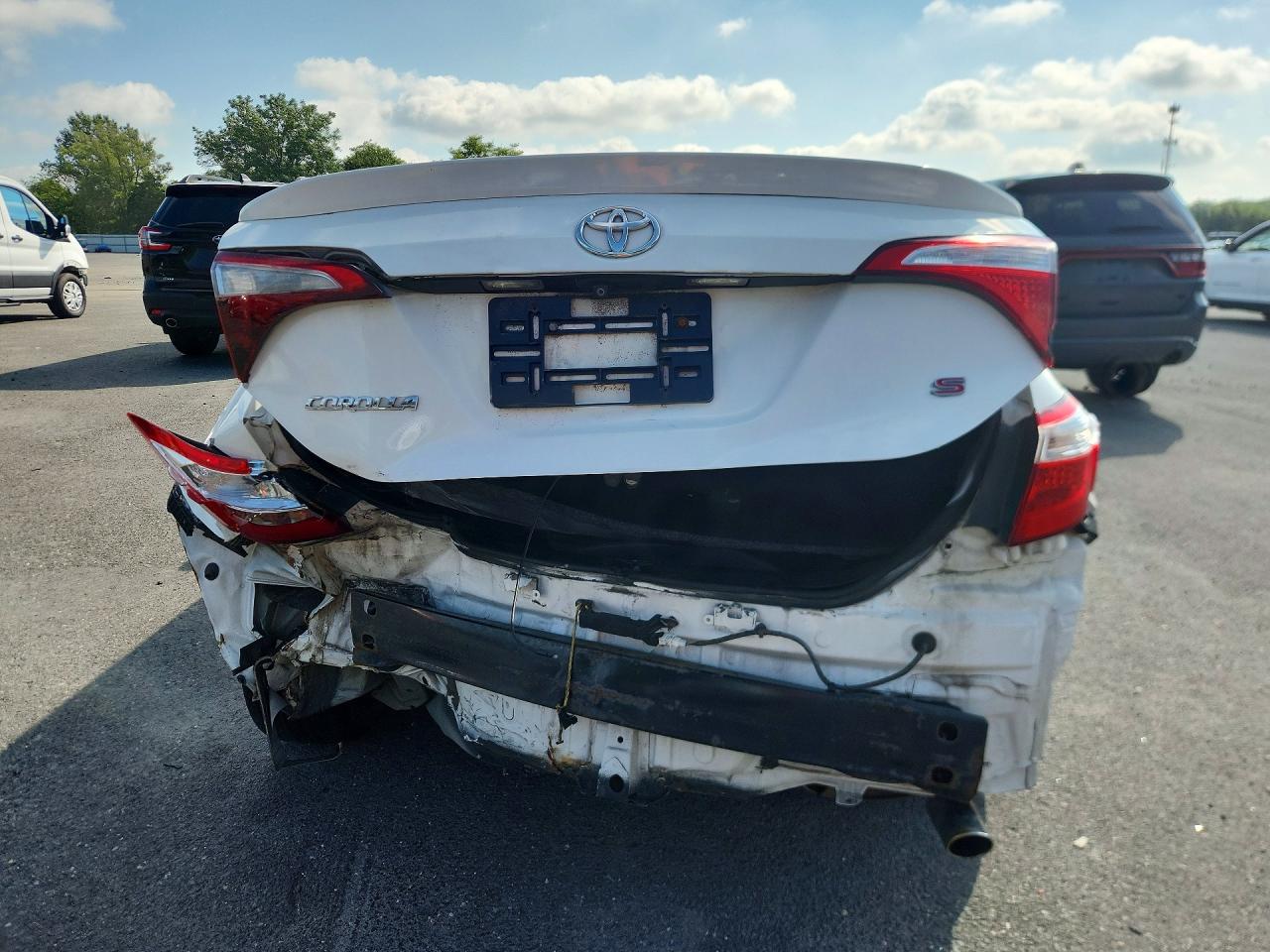 2014 Toyota Corolla S Plus White vin: 2T1BURHE6EC217468