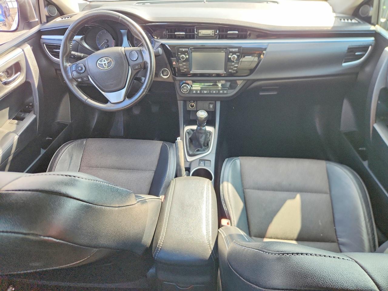 2014 Toyota Corolla S Plus White vin: 2T1BURHE6EC217468