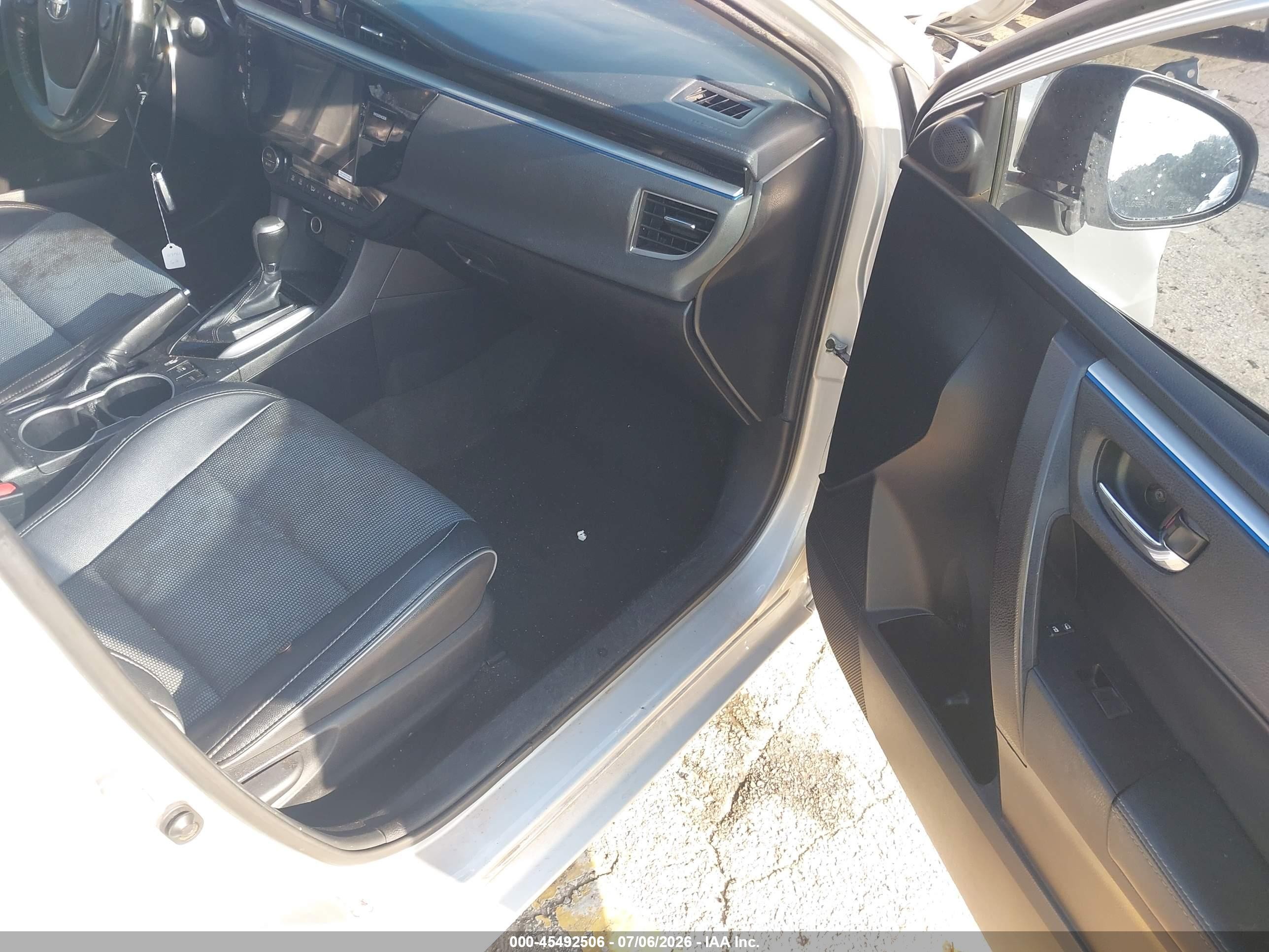 2015 Toyota Corolla S Plus Серебряный vin: 2T1BURHE6FC231887