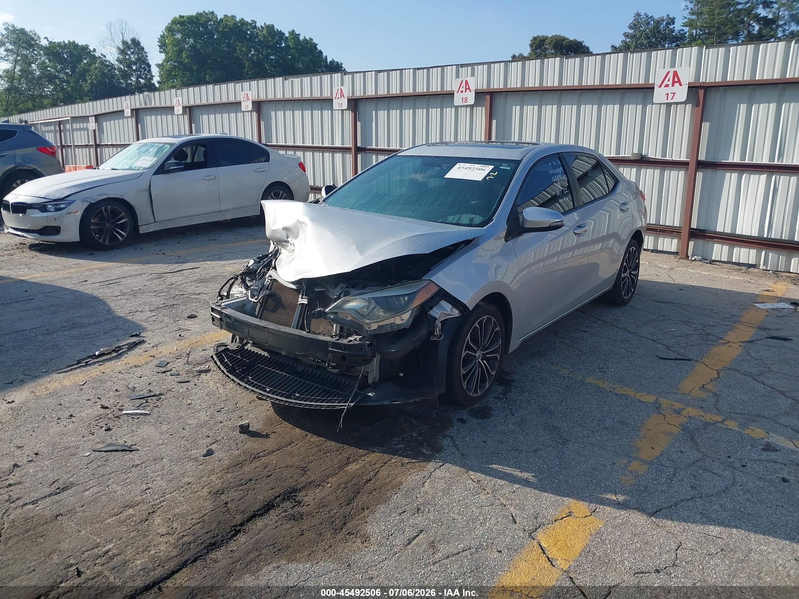 2015 Toyota Corolla S Plus Серебряный vin: 2T1BURHE6FC231887