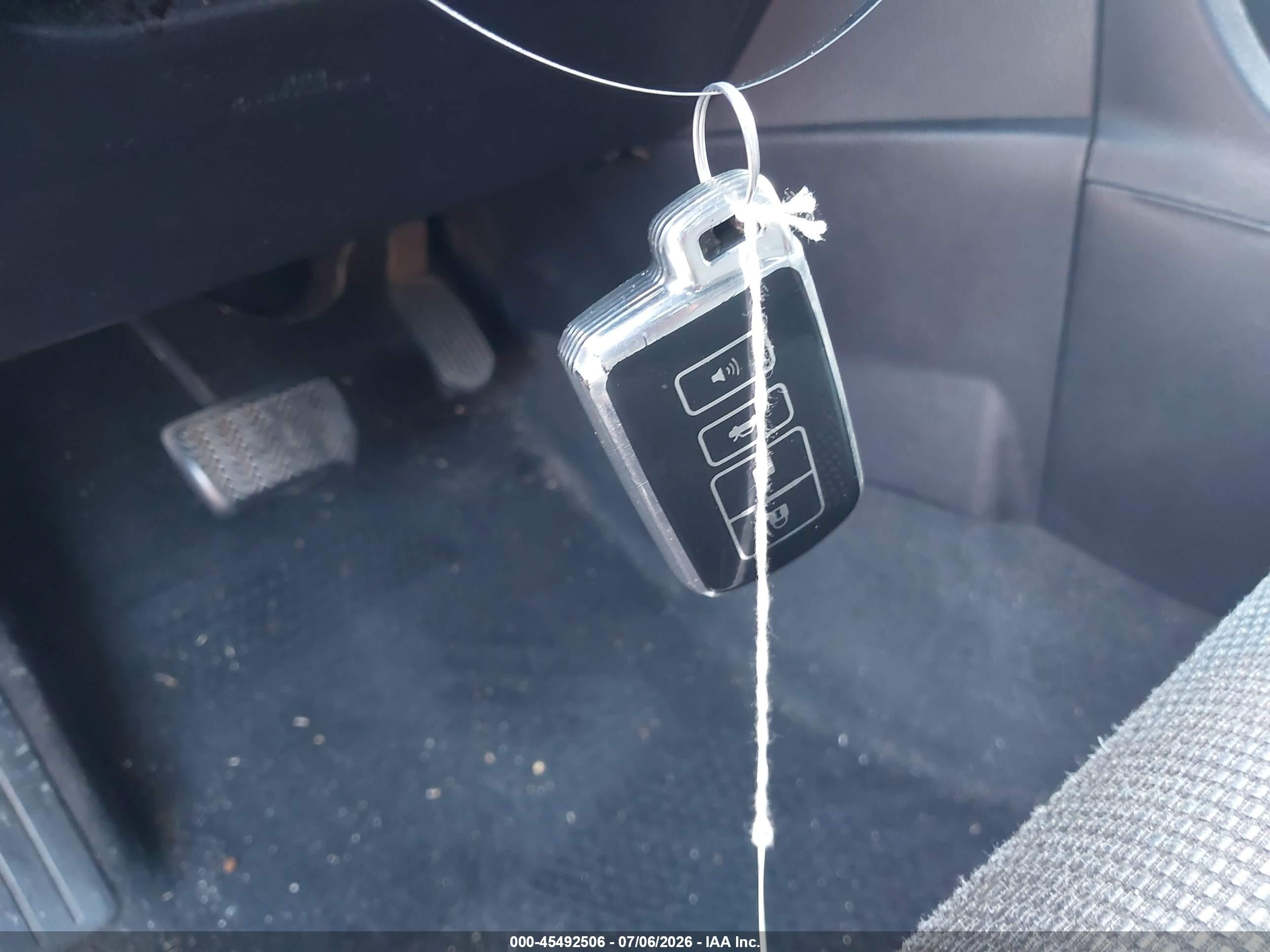 2015 Toyota Corolla S Plus Серебряный vin: 2T1BURHE6FC231887