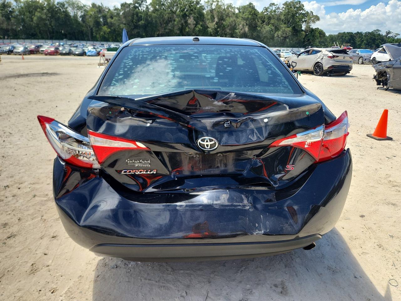 2015 Toyota Corolla S Plus Black vin: 2T1BURHE6FC233803