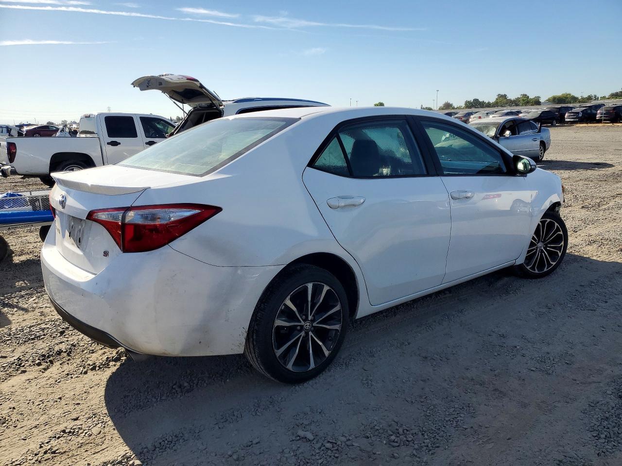 2015 Toyota Corolla S Plus White vin: 2T1BURHE6FC253520