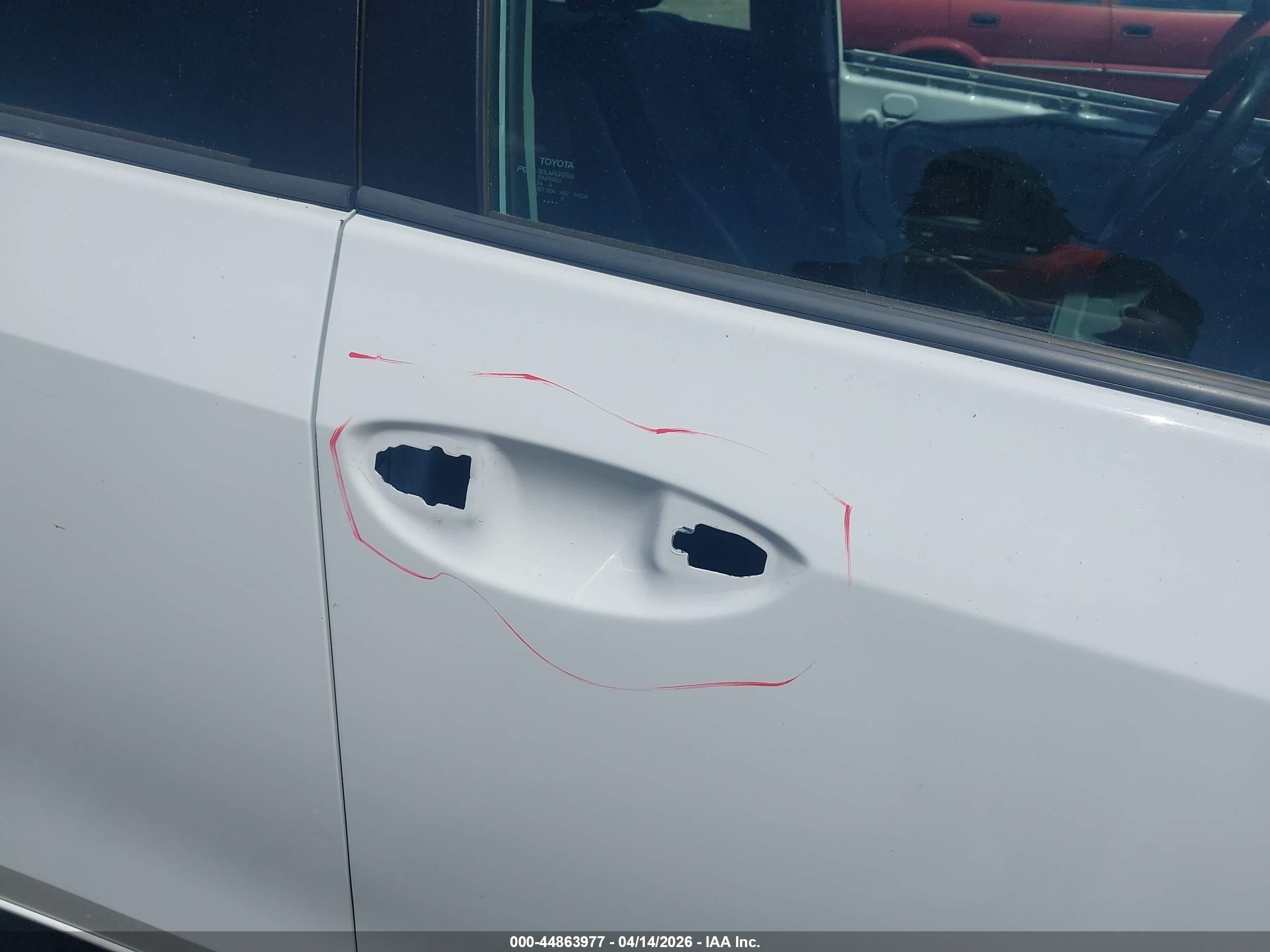 2015 Toyota Corolla S Белый vin: 2T1BURHE6FC265490