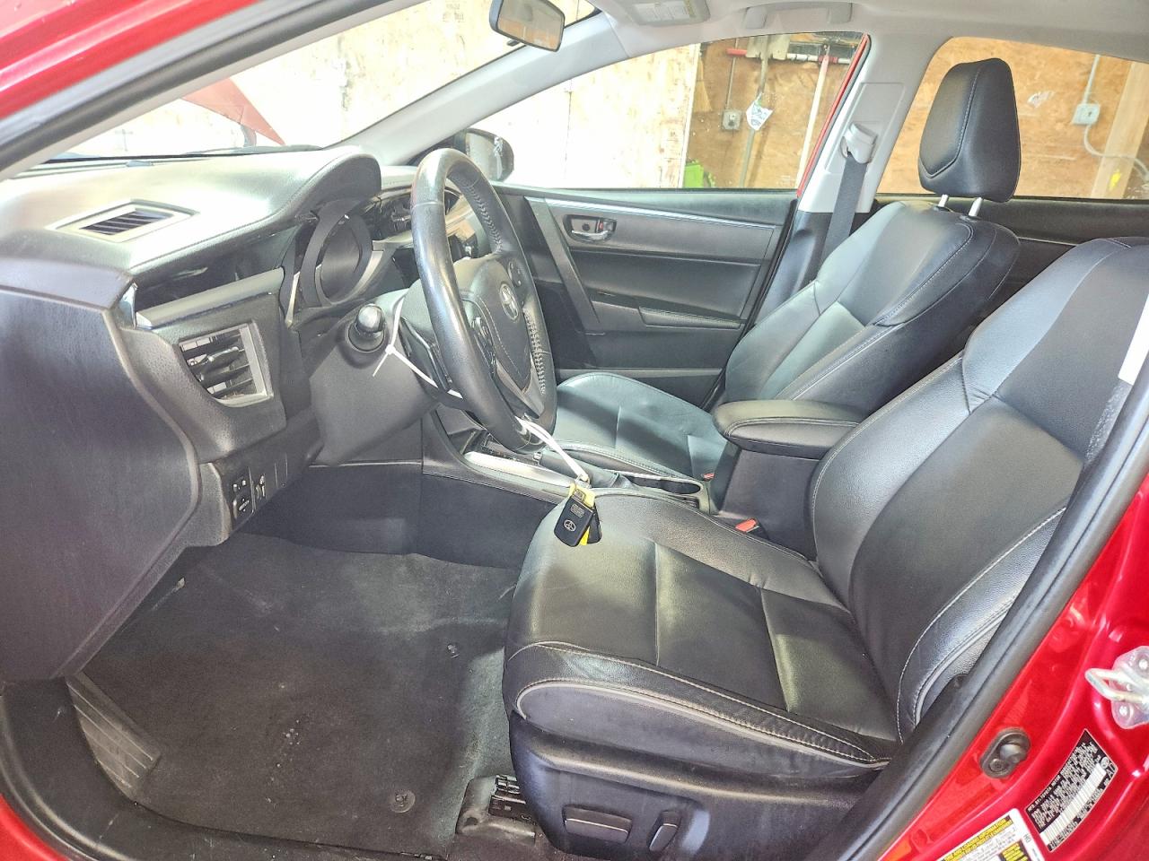 2015 Toyota Corolla S Premium Red vin: 2T1BURHE6FC285058