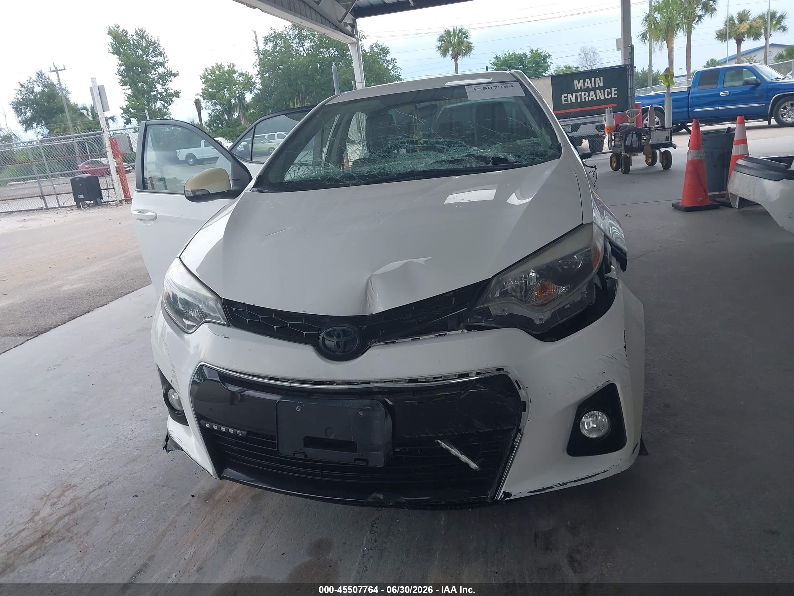 2015 Toyota Corolla S Plus White vin: 2T1BURHE6FC296660