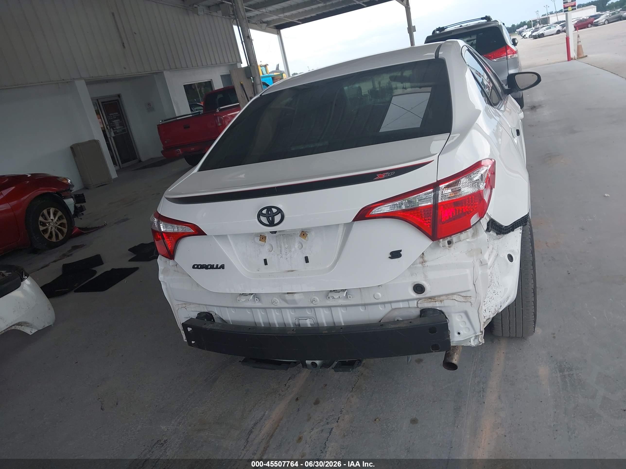 2015 Toyota Corolla S Plus White vin: 2T1BURHE6FC296660