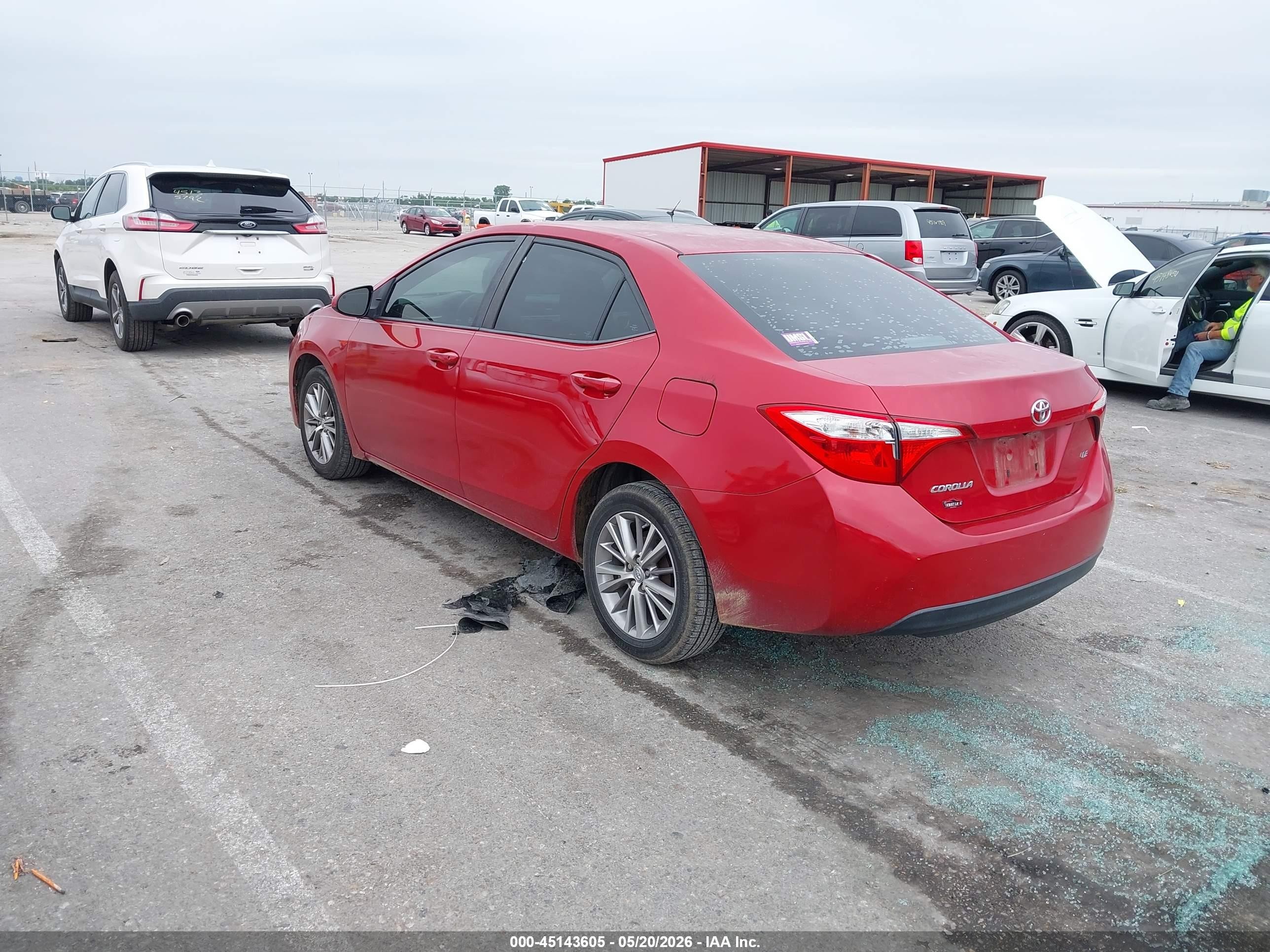 2015 Toyota Corolla Le Plus Red vin: 2T1BURHE6FC309259