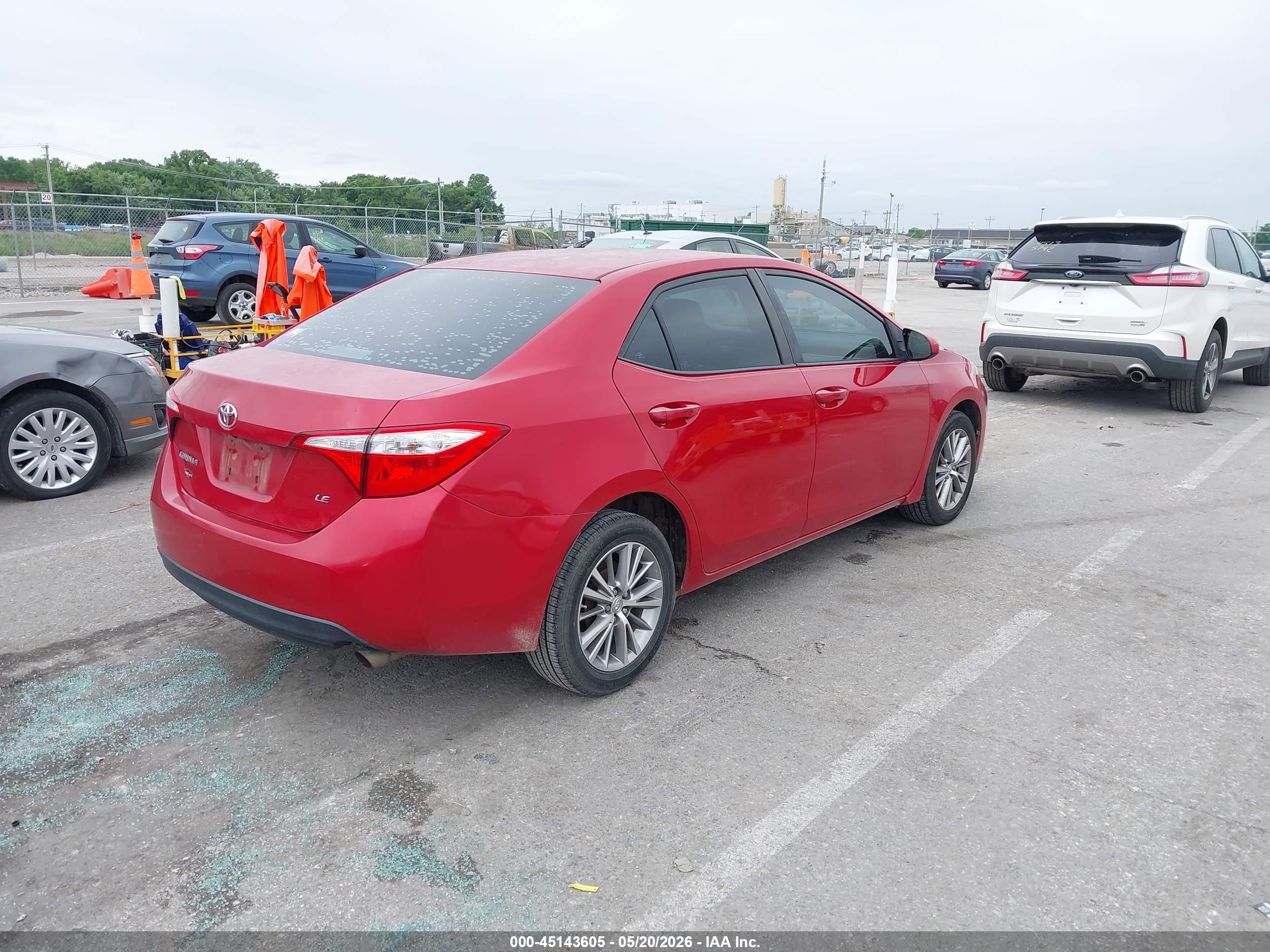 2015 Toyota Corolla Le Plus Red vin: 2T1BURHE6FC309259