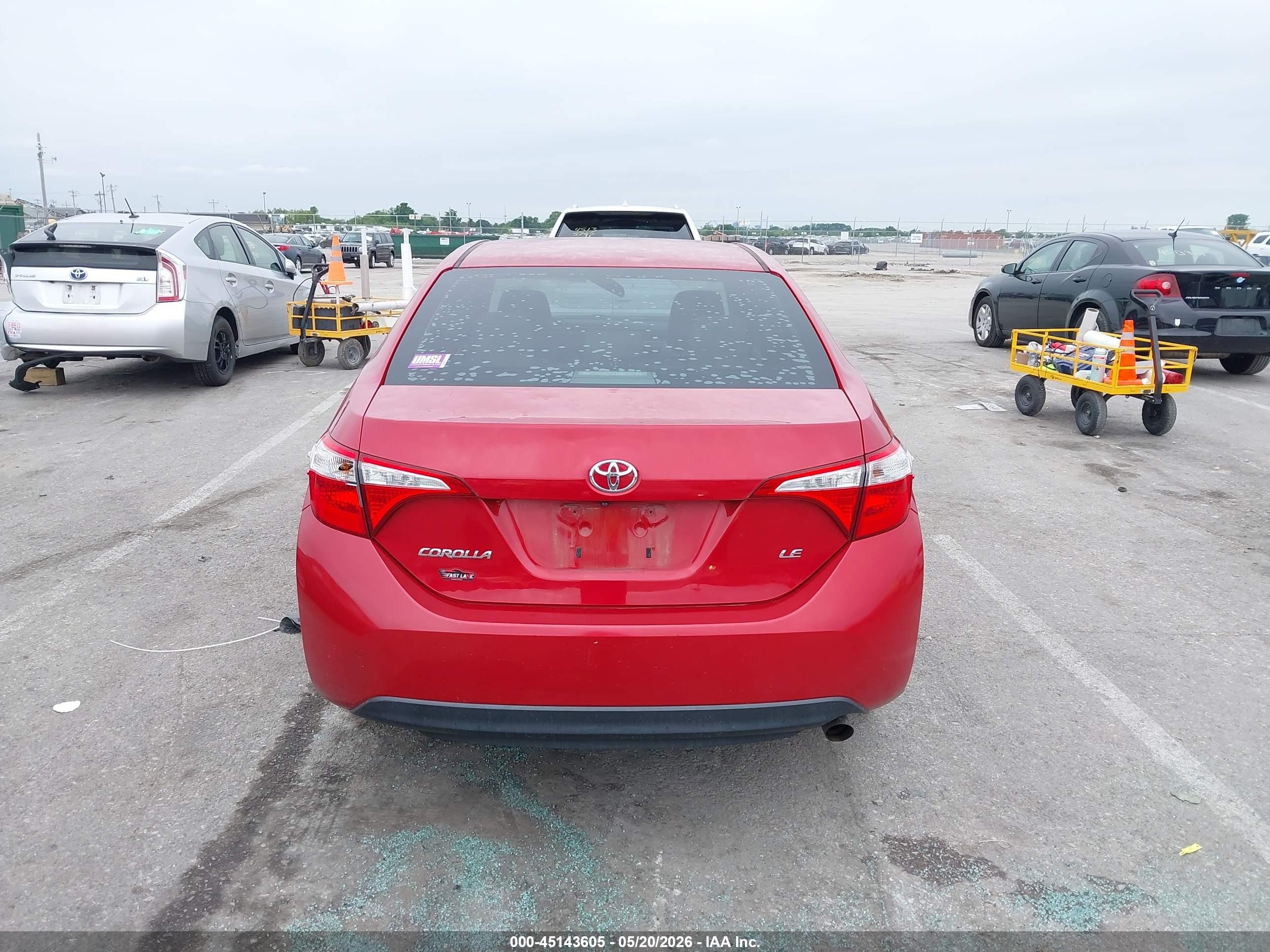 2015 Toyota Corolla Le Plus Red vin: 2T1BURHE6FC309259