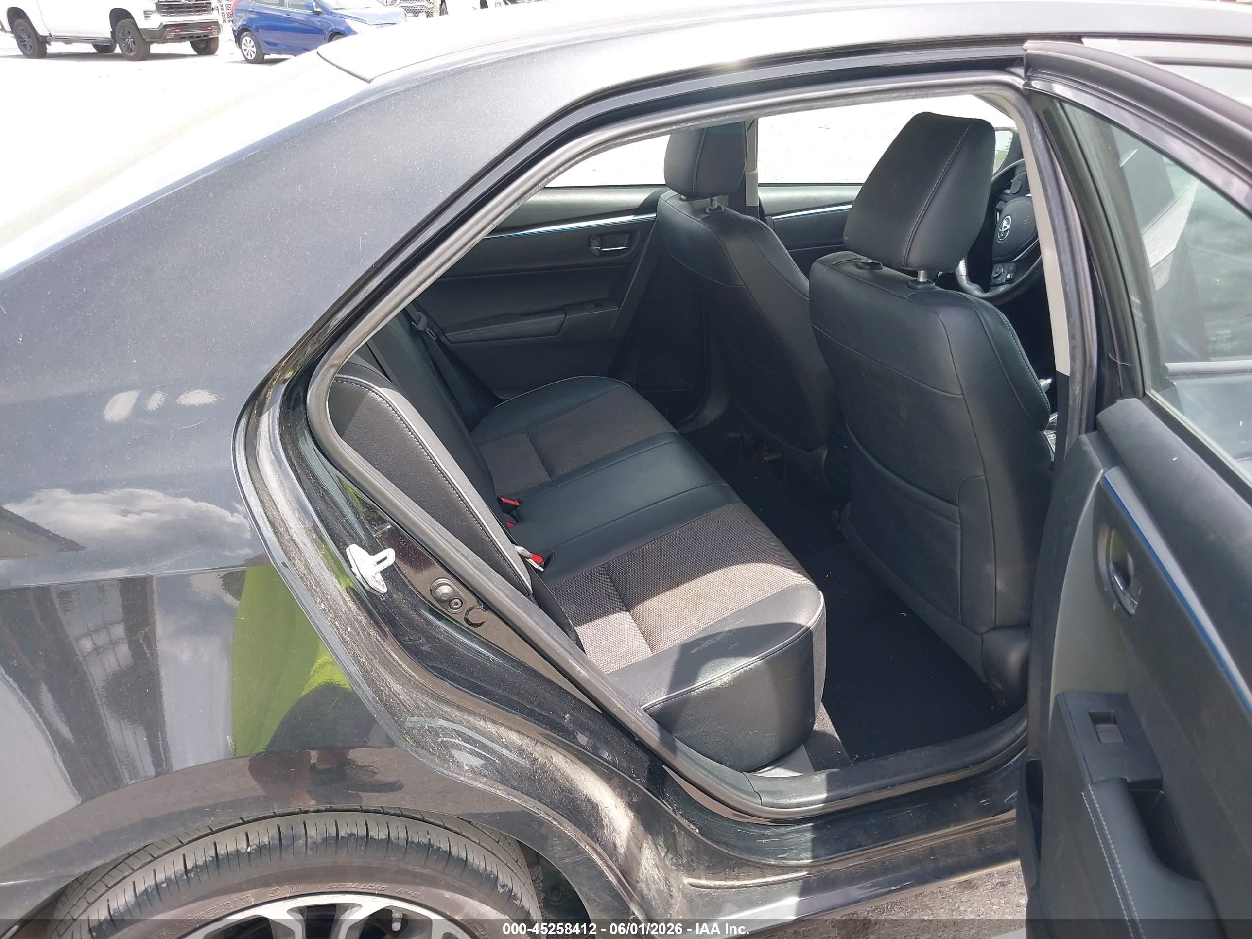 2015 Toyota Corolla S Plus Black vin: 2T1BURHE6FC319127