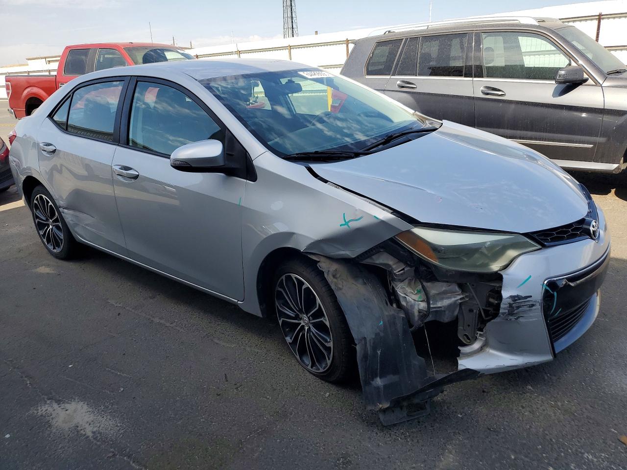 2015 Toyota Corolla S Plus Silver vin: 2T1BURHE6FC329852
