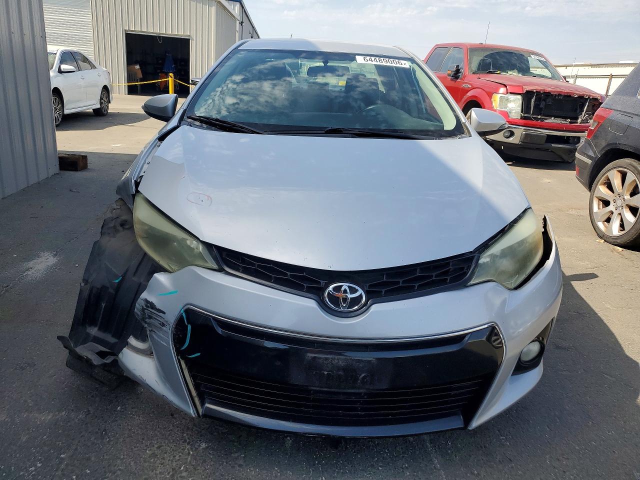 2015 Toyota Corolla S Plus Silver vin: 2T1BURHE6FC329852