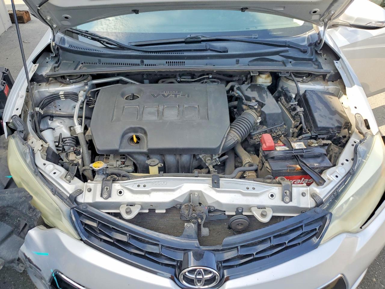 2015 Toyota Corolla S Plus Silver vin: 2T1BURHE6FC329852