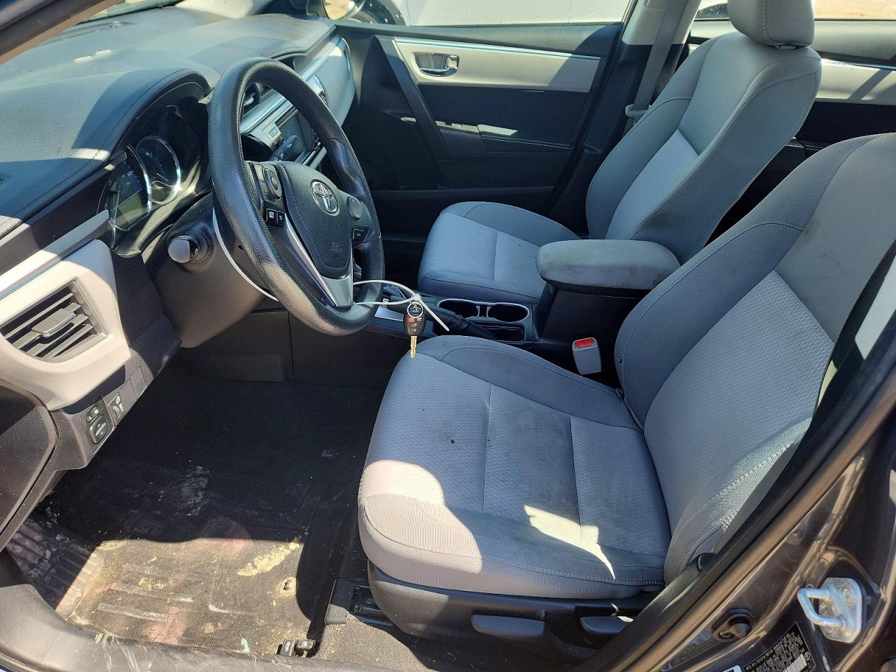 2015 Toyota Corolla Le Gray vin: 2T1BURHE6FC342018