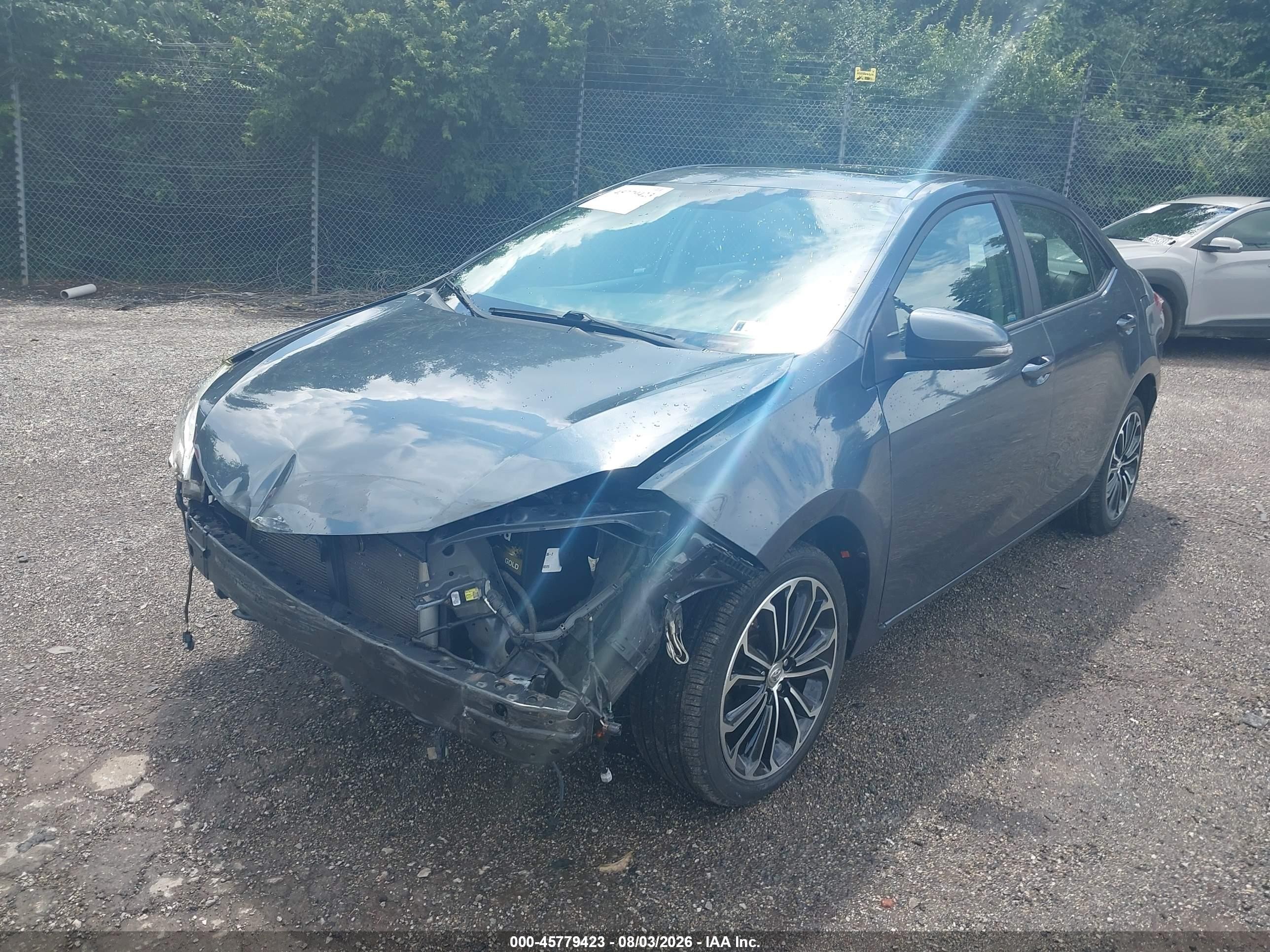 2015 Toyota Corolla S Plus Blue vin: 2T1BURHE6FC344559