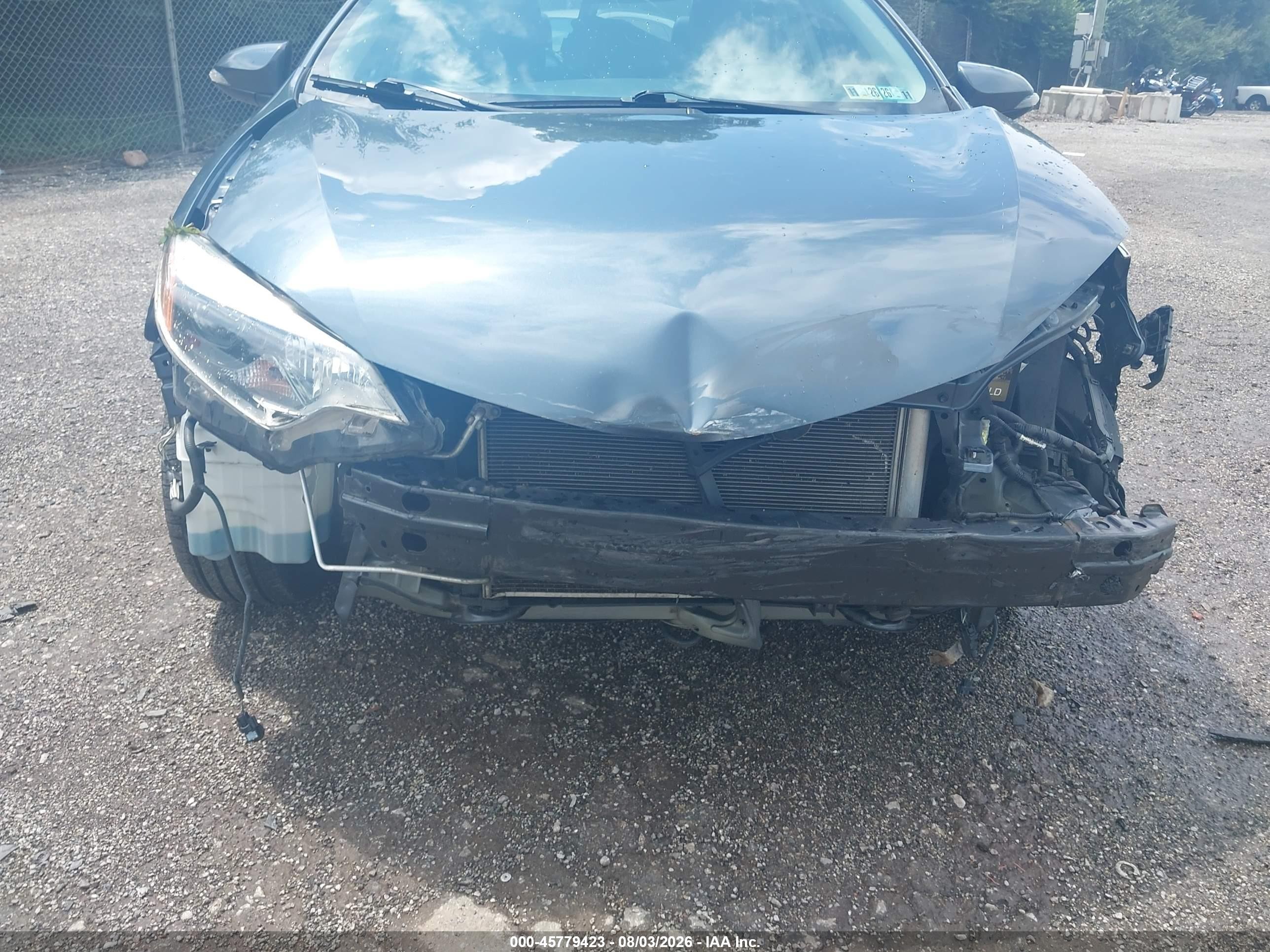 2015 Toyota Corolla S Plus Blue vin: 2T1BURHE6FC344559