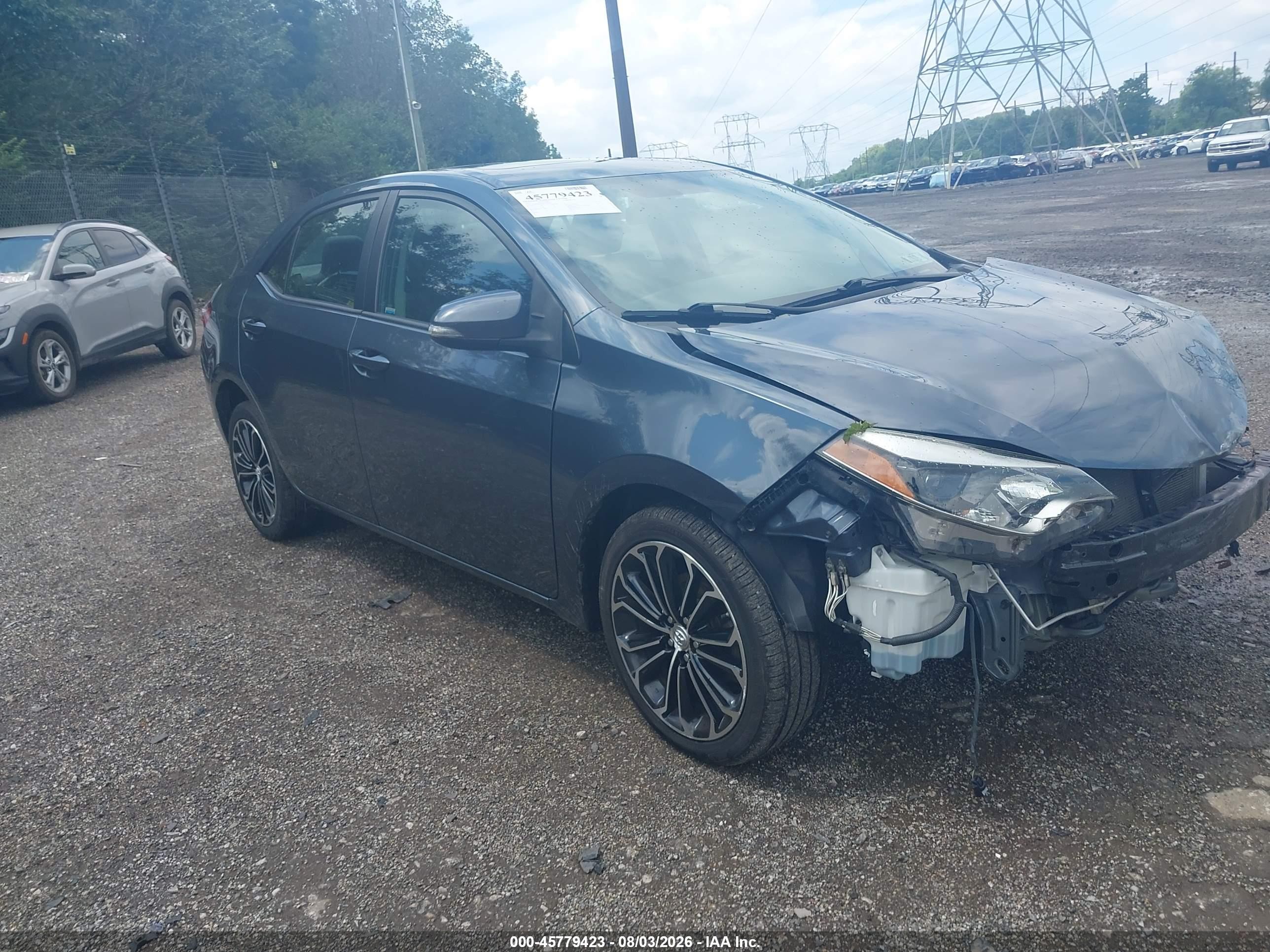 2015 Toyota Corolla S Plus Blue vin: 2T1BURHE6FC344559