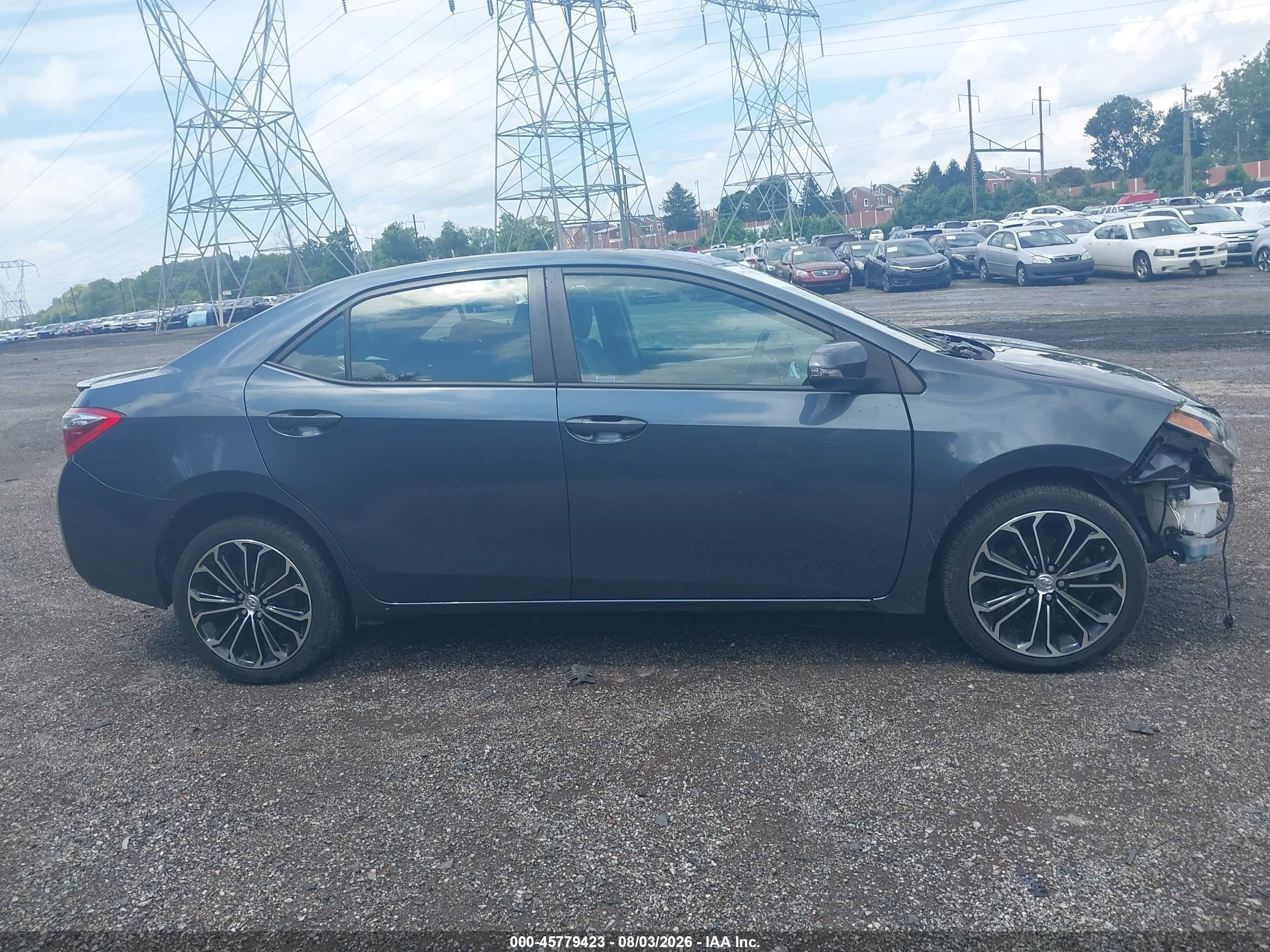 2015 Toyota Corolla S Plus Blue vin: 2T1BURHE6FC344559