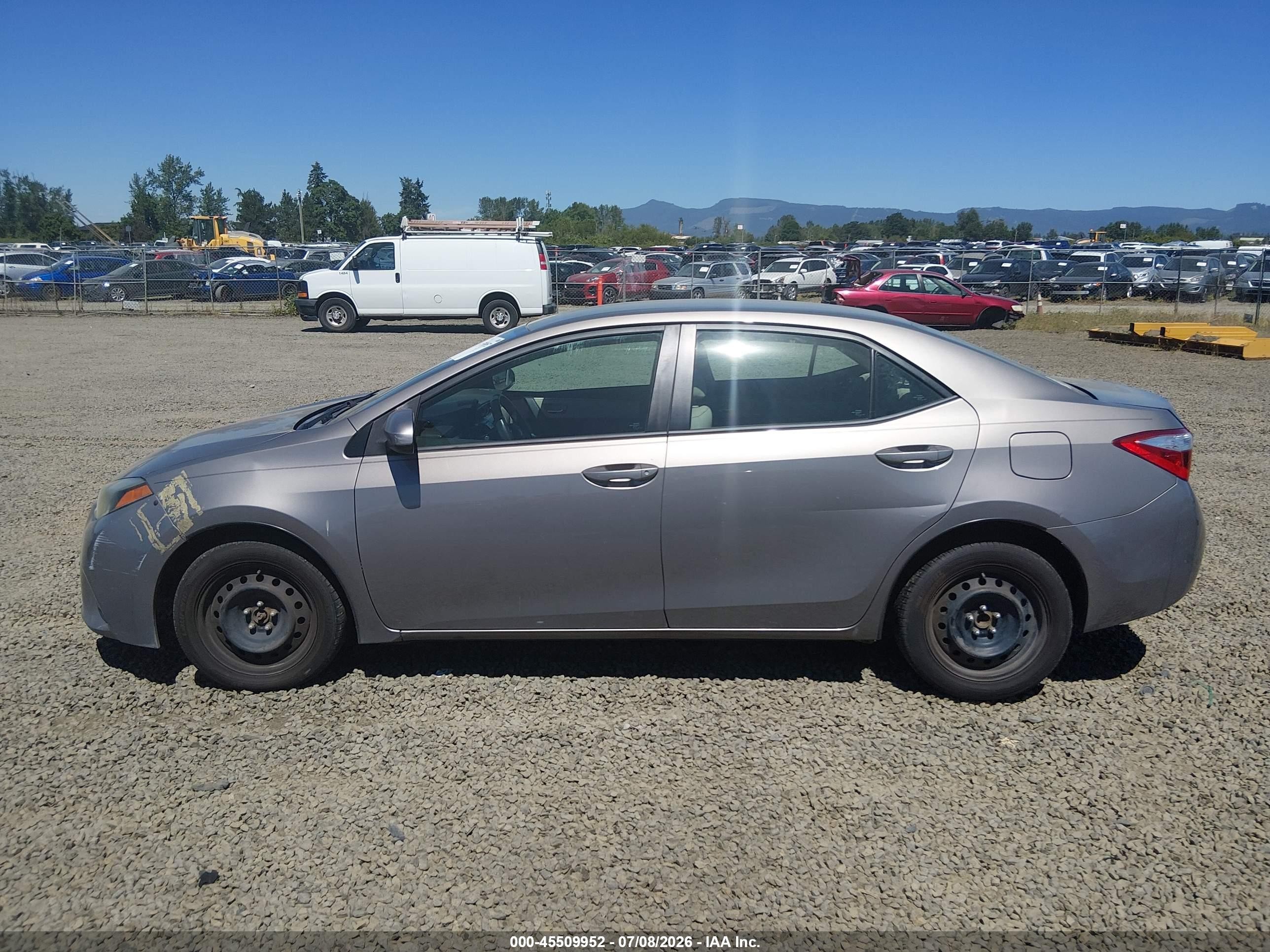 2015 Toyota Corolla Le Gray vin: 2T1BURHE6FC346215