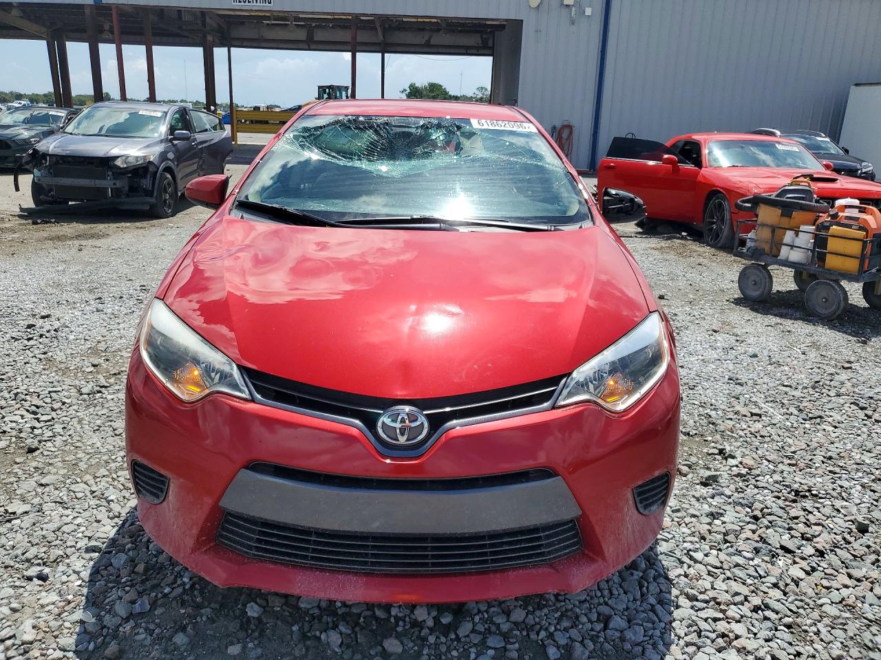 2015 Toyota Corolla Le Red vin: 2T1BURHE6FC352080