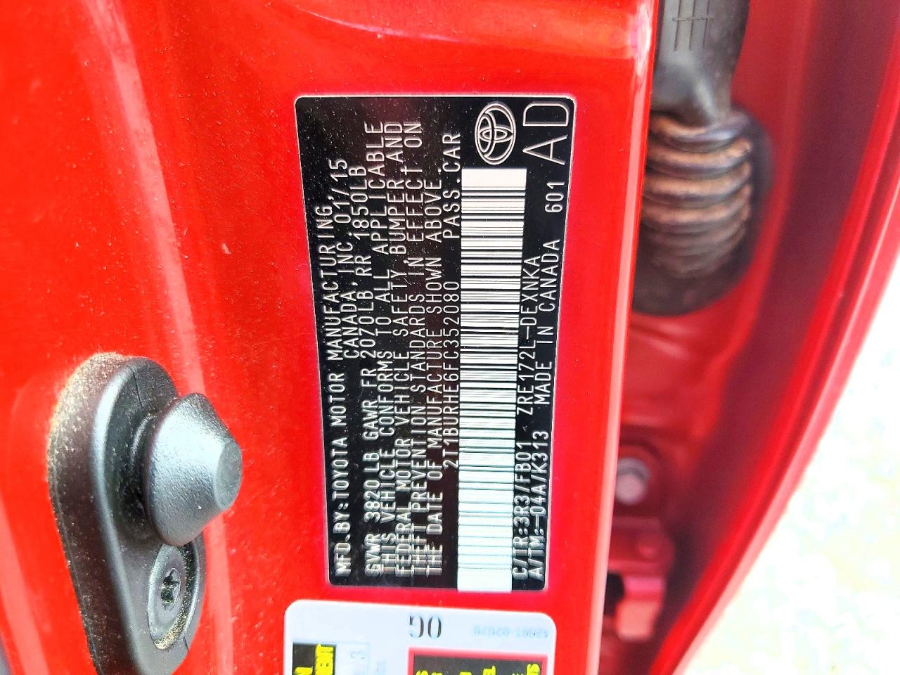 2015 Toyota Corolla Le Red vin: 2T1BURHE6FC352080