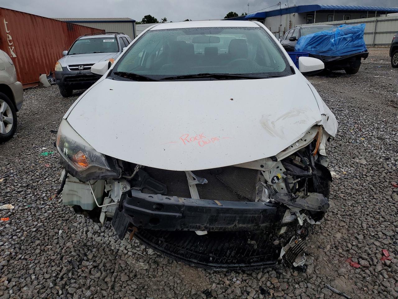 2015 Toyota Corolla L White vin: 2T1BURHE6FC362625