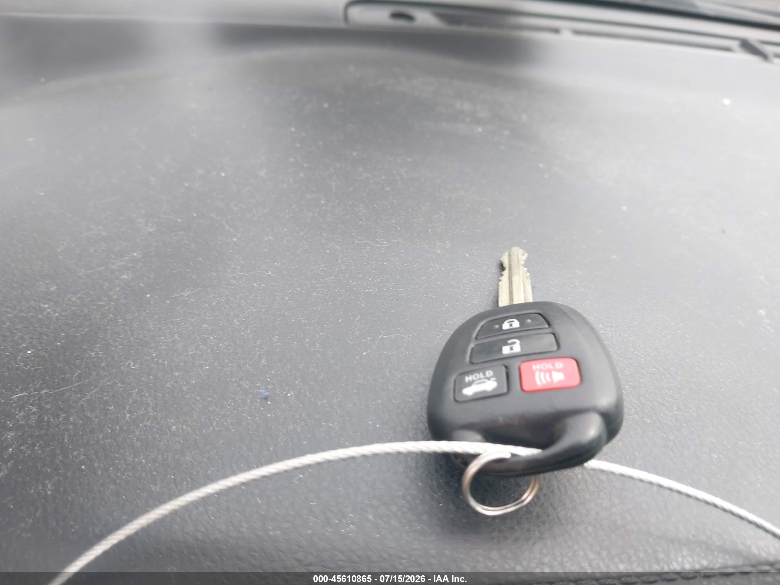 2015 Toyota Corolla Le Синий vin: 2T1BURHE6FC371017