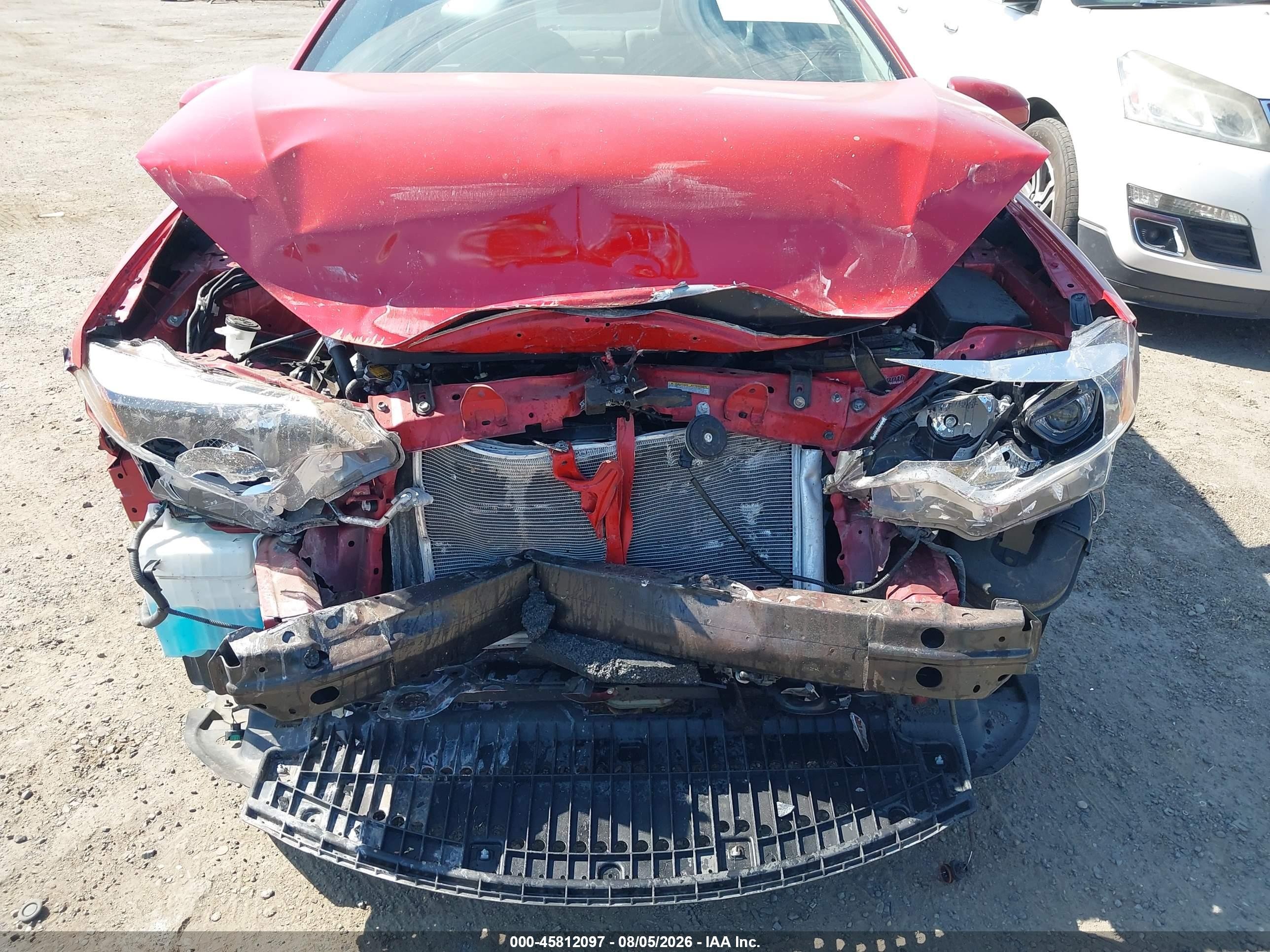 2015 Toyota Corolla Le Plus Красный vin: 2T1BURHE6FC376895