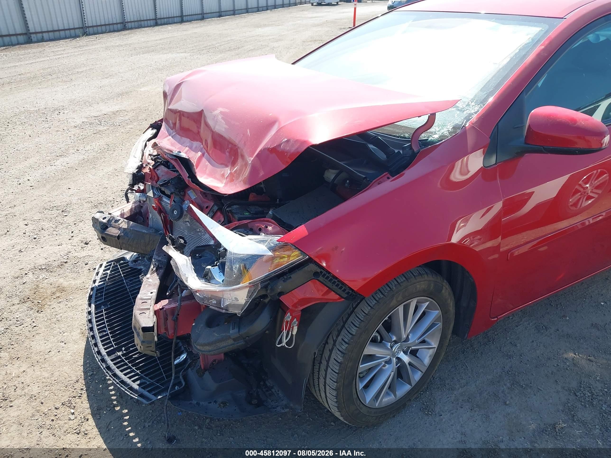 2015 Toyota Corolla Le Plus Красный vin: 2T1BURHE6FC376895