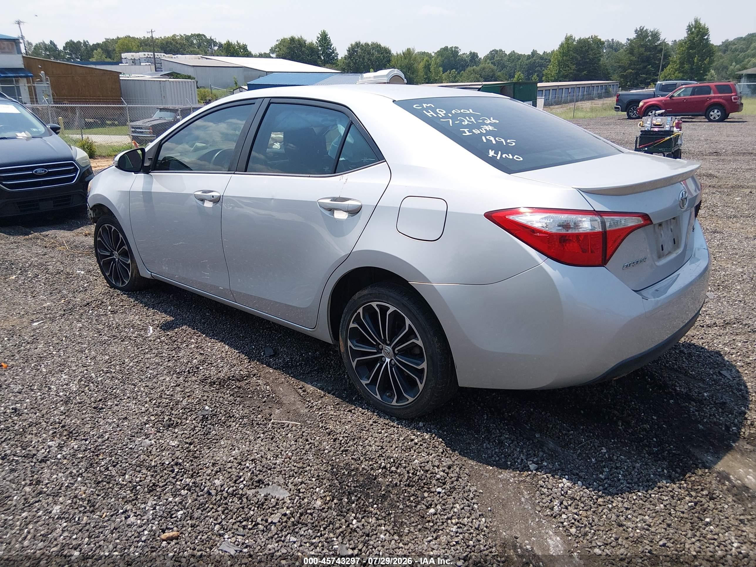 2015 Toyota Corolla S Plus Silver vin: 2T1BURHE6FC385046