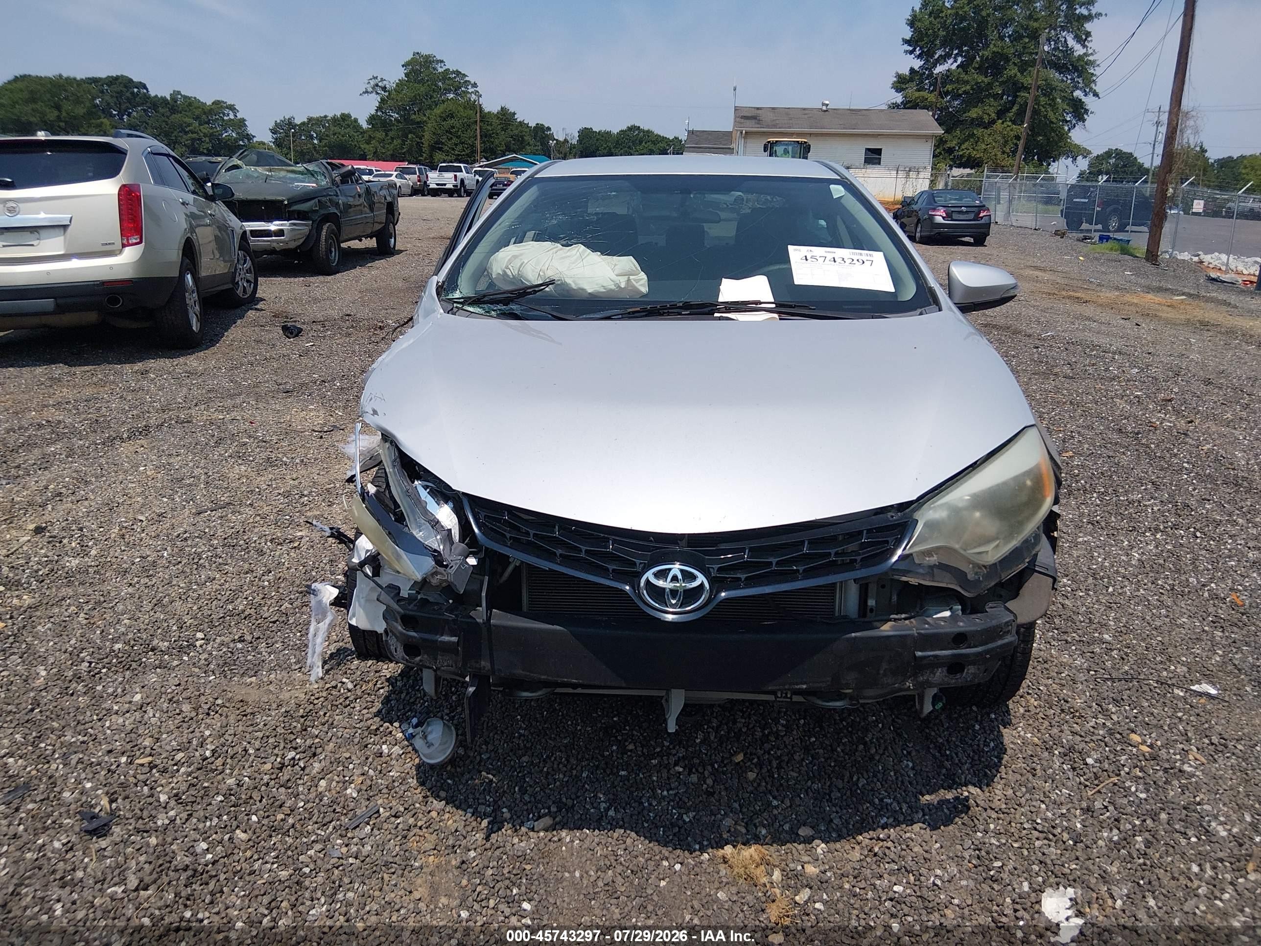 2015 Toyota Corolla S Plus Silver vin: 2T1BURHE6FC385046