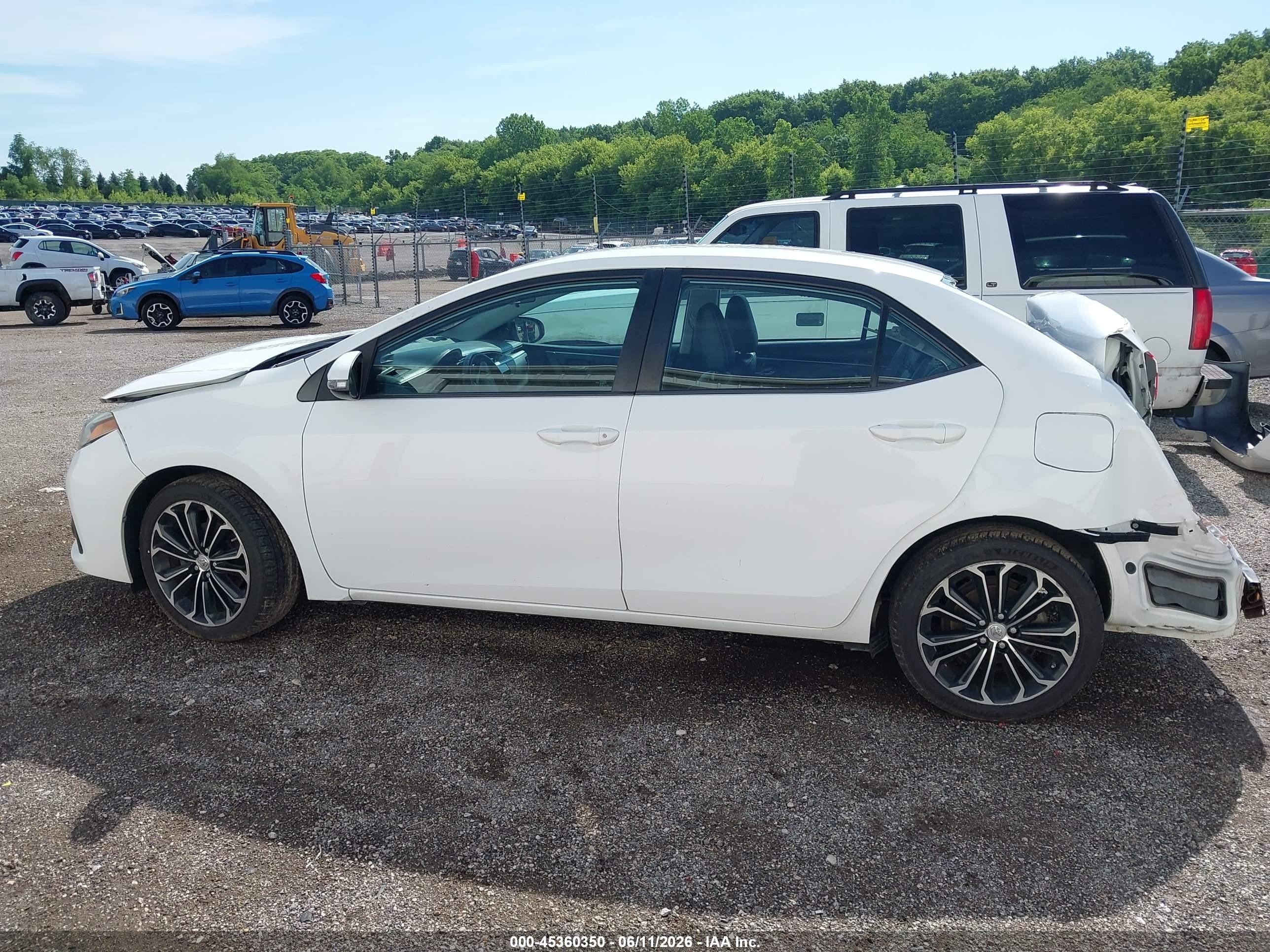 2015 Toyota Corolla S Plus Белый vin: 2T1BURHE6FC394488