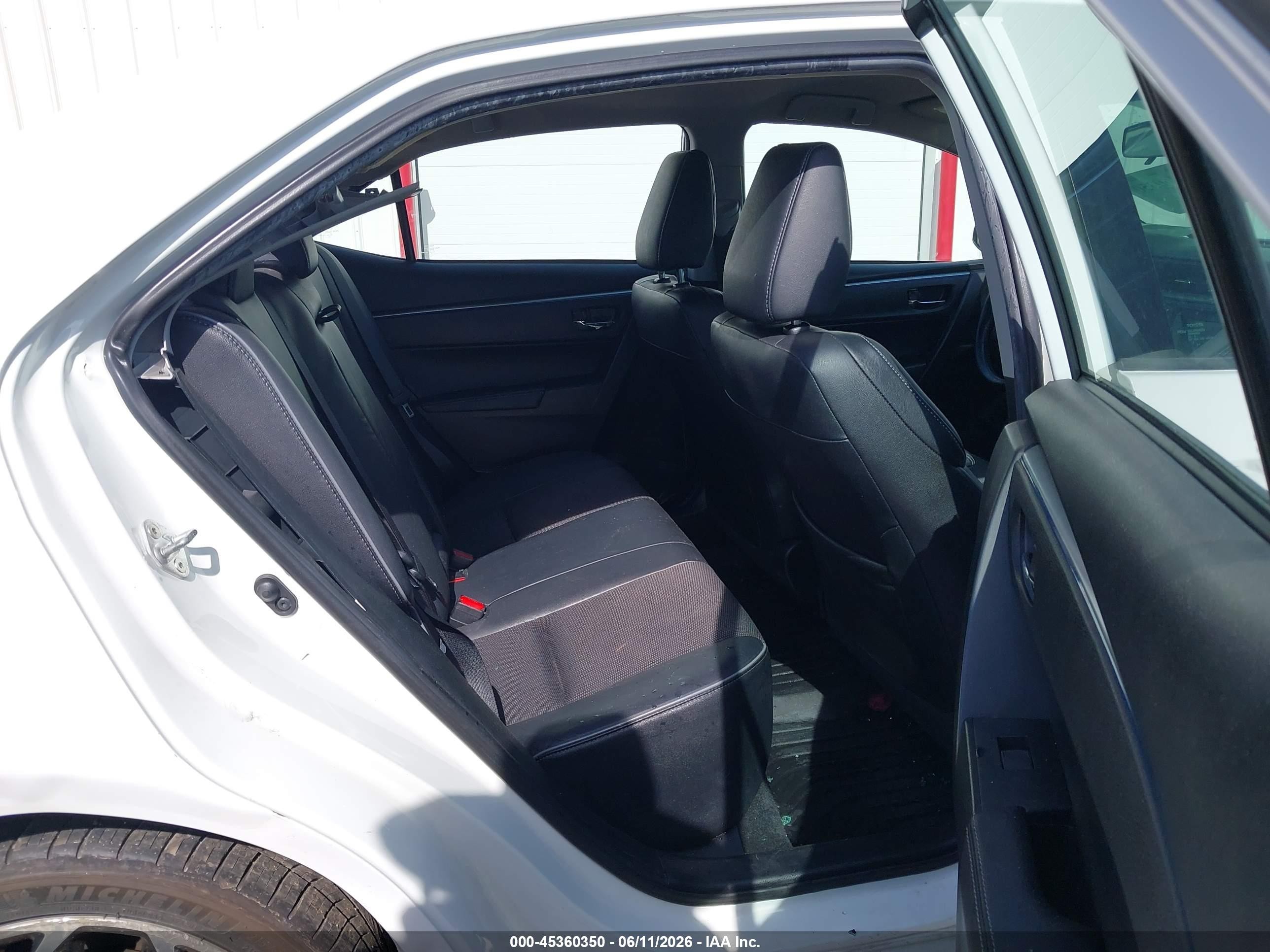2015 Toyota Corolla S Plus Белый vin: 2T1BURHE6FC394488